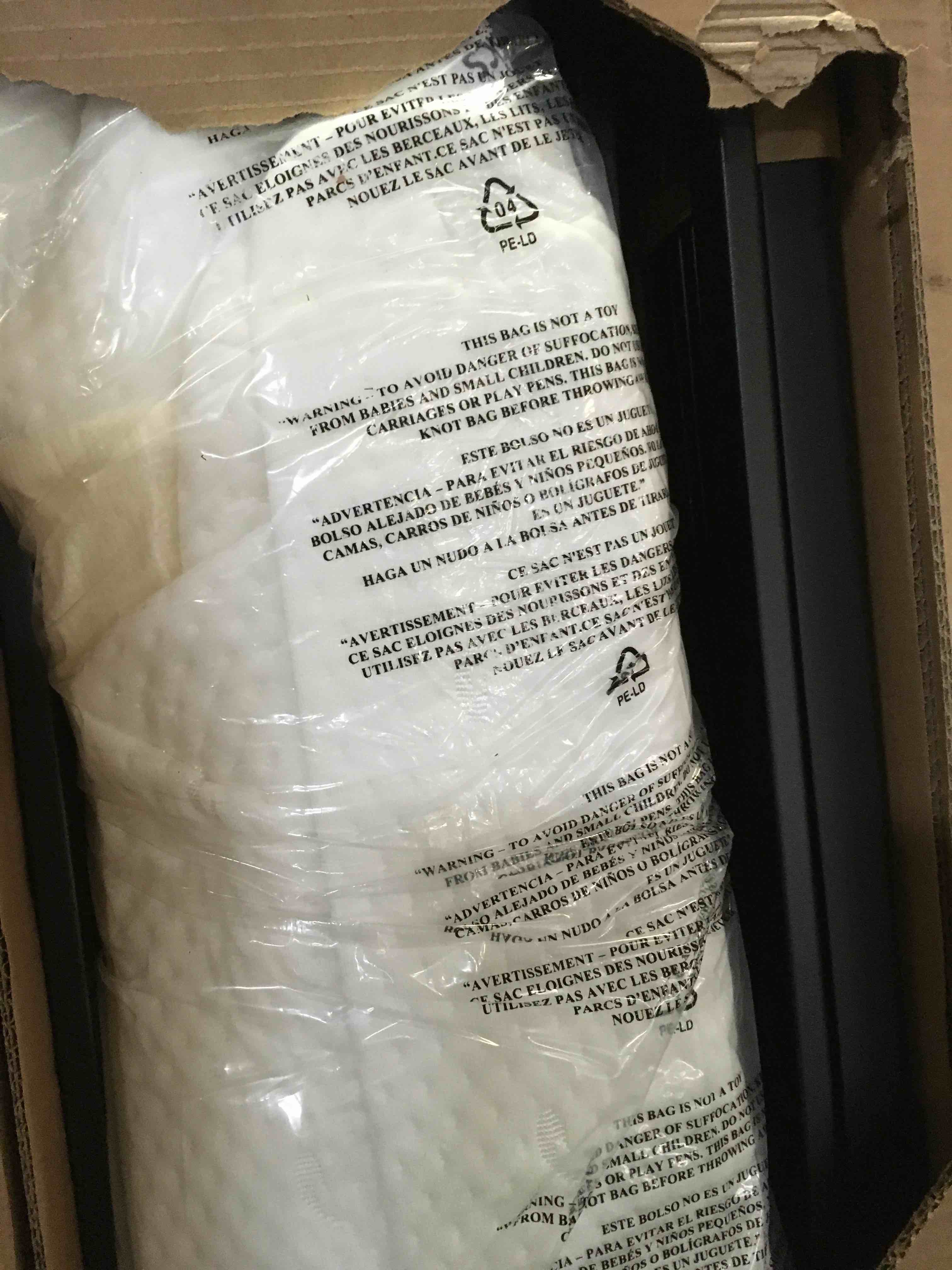 https://s3.amazonaws.com/lotting-images-prod/bidfta/BLU4832342_1684934910118.jpeg