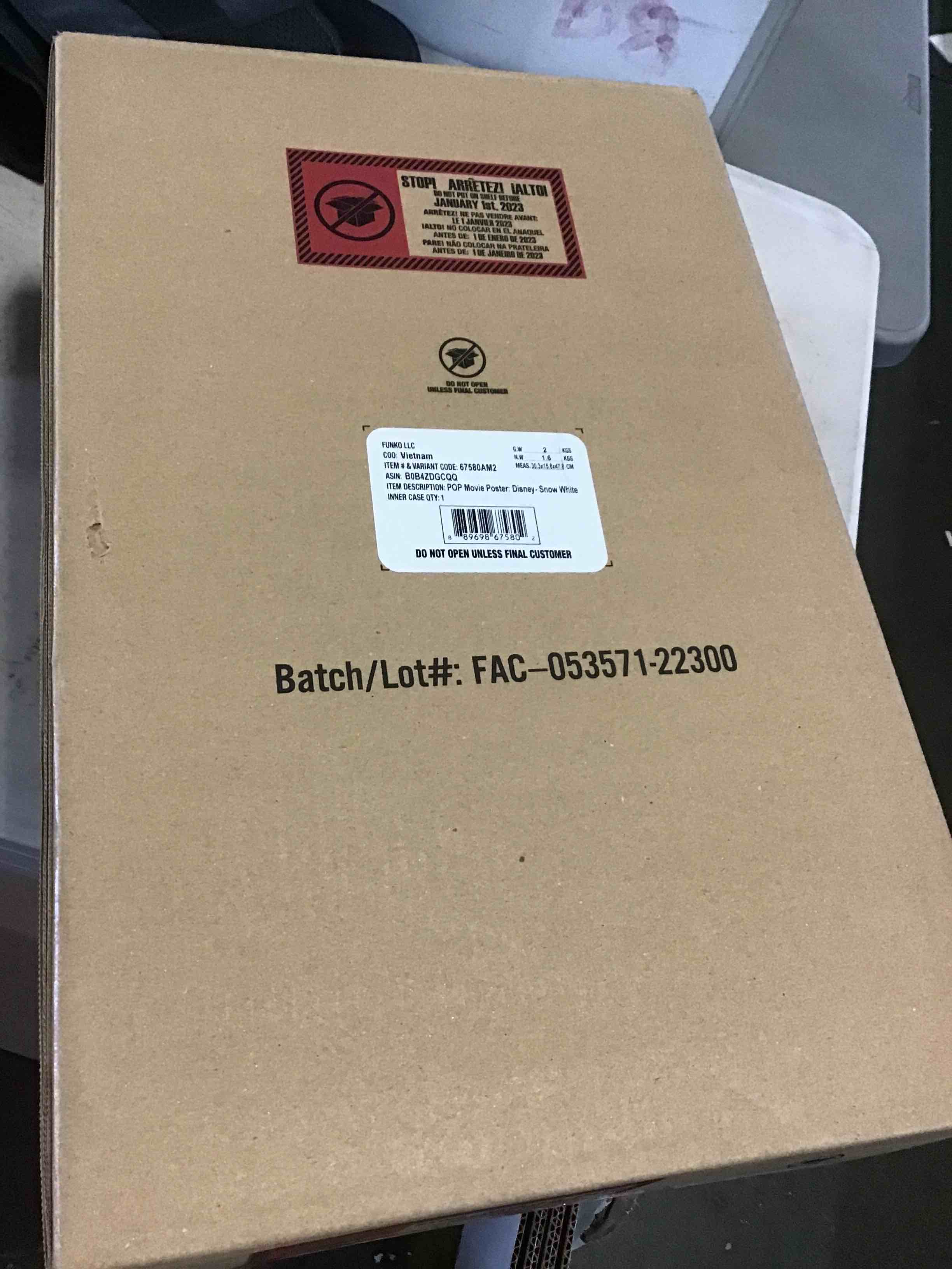 https://s3.amazonaws.com/lotting-images-prod/bidfta/BLU4835560_1685123090560.jpeg
