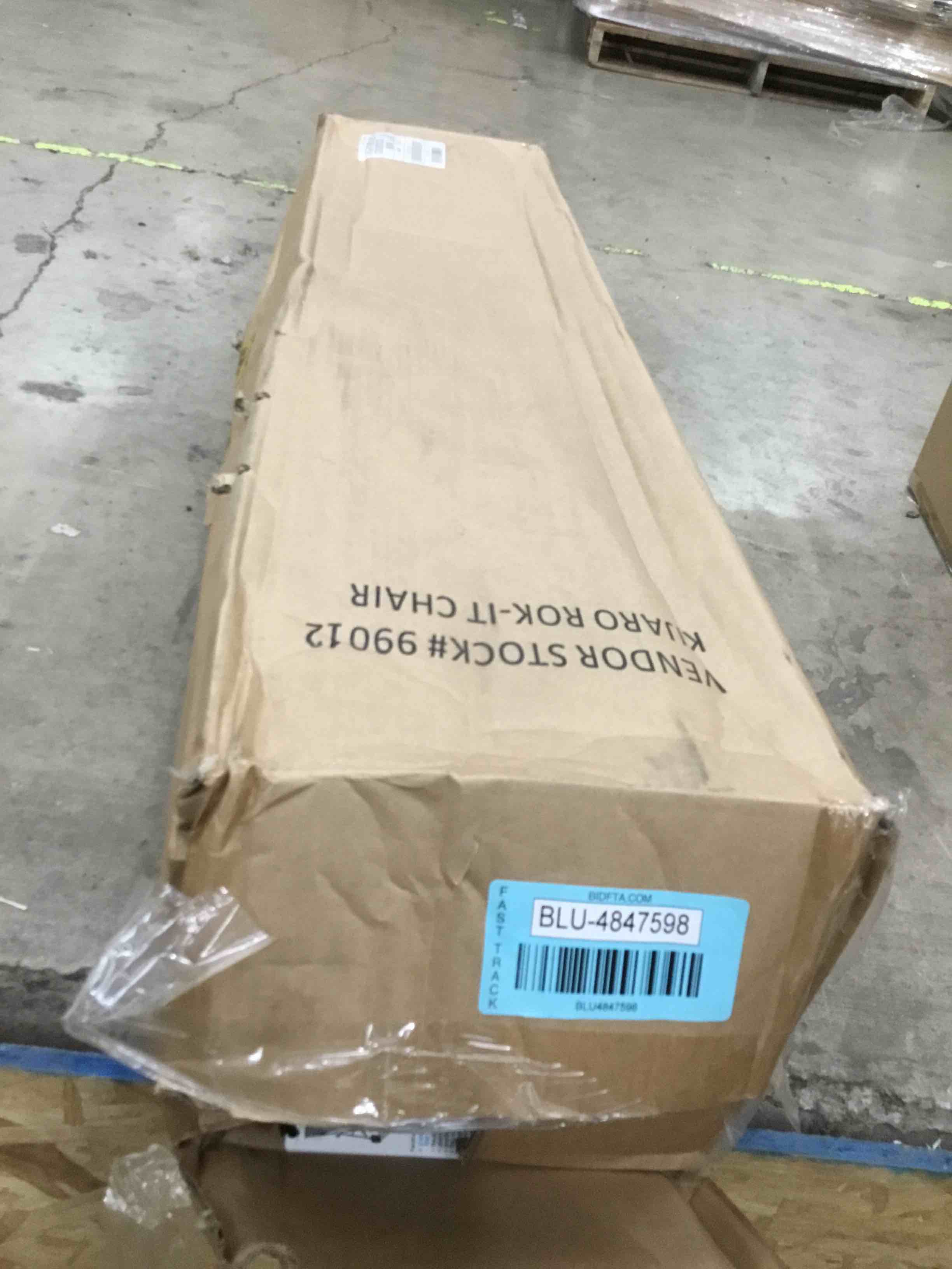 https://s3.amazonaws.com/lotting-images-prod/bidfta/BLU4847598_1689006745902.jpeg
