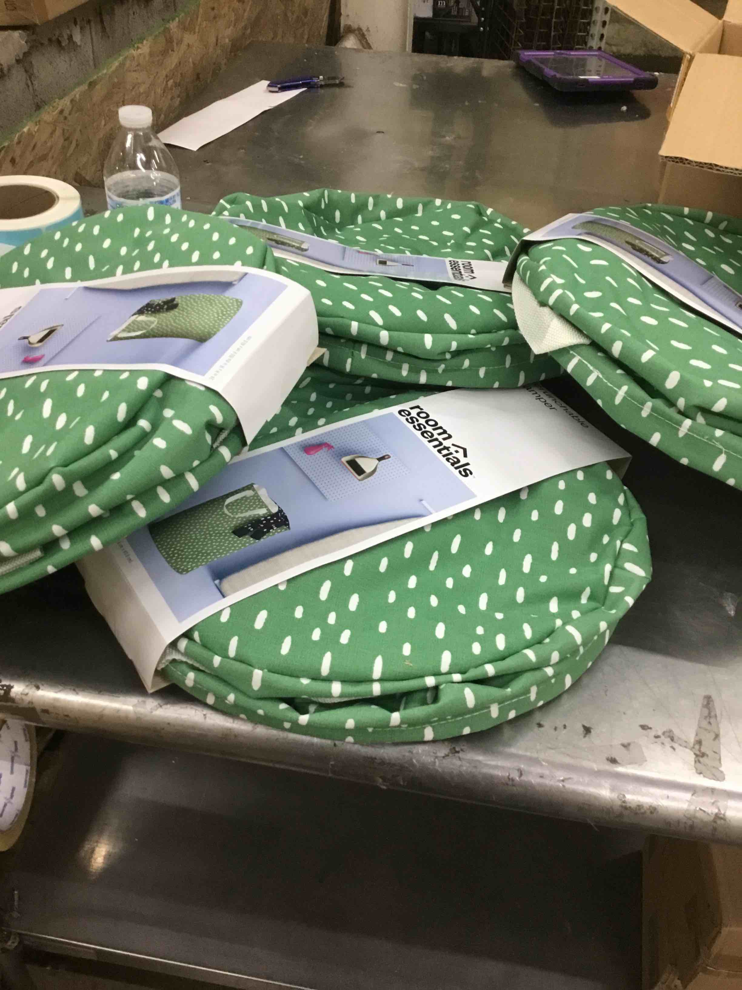 https://s3.amazonaws.com/lotting-images-prod/bidfta/BLU4847607_1689007847969.jpeg