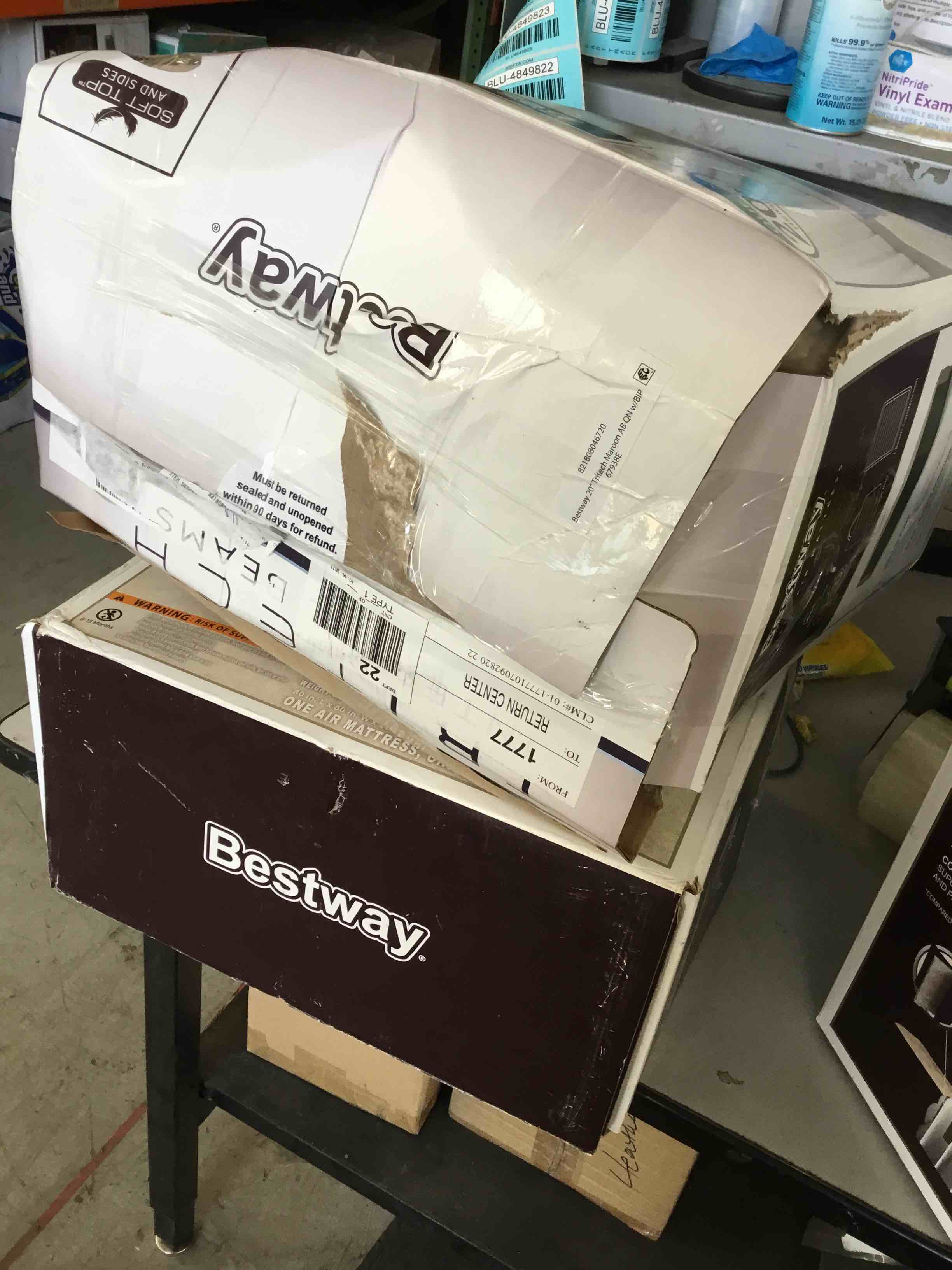 https://s3.amazonaws.com/lotting-images-prod/bidfta/BLU4849820_1690988532205.jpeg