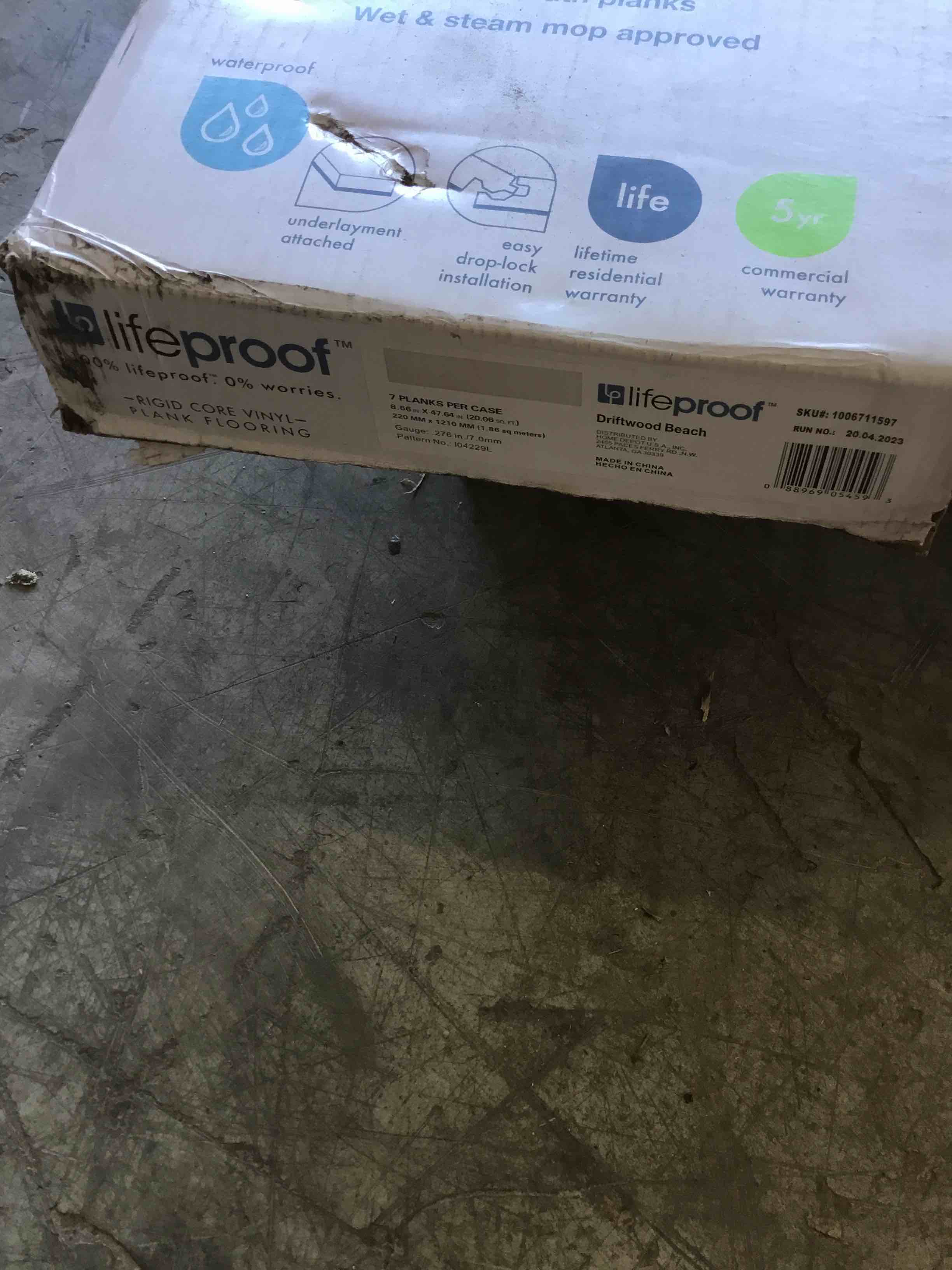 https://s3.amazonaws.com/lotting-images-prod/bidfta/BLU4849857_1691071977147.jpeg