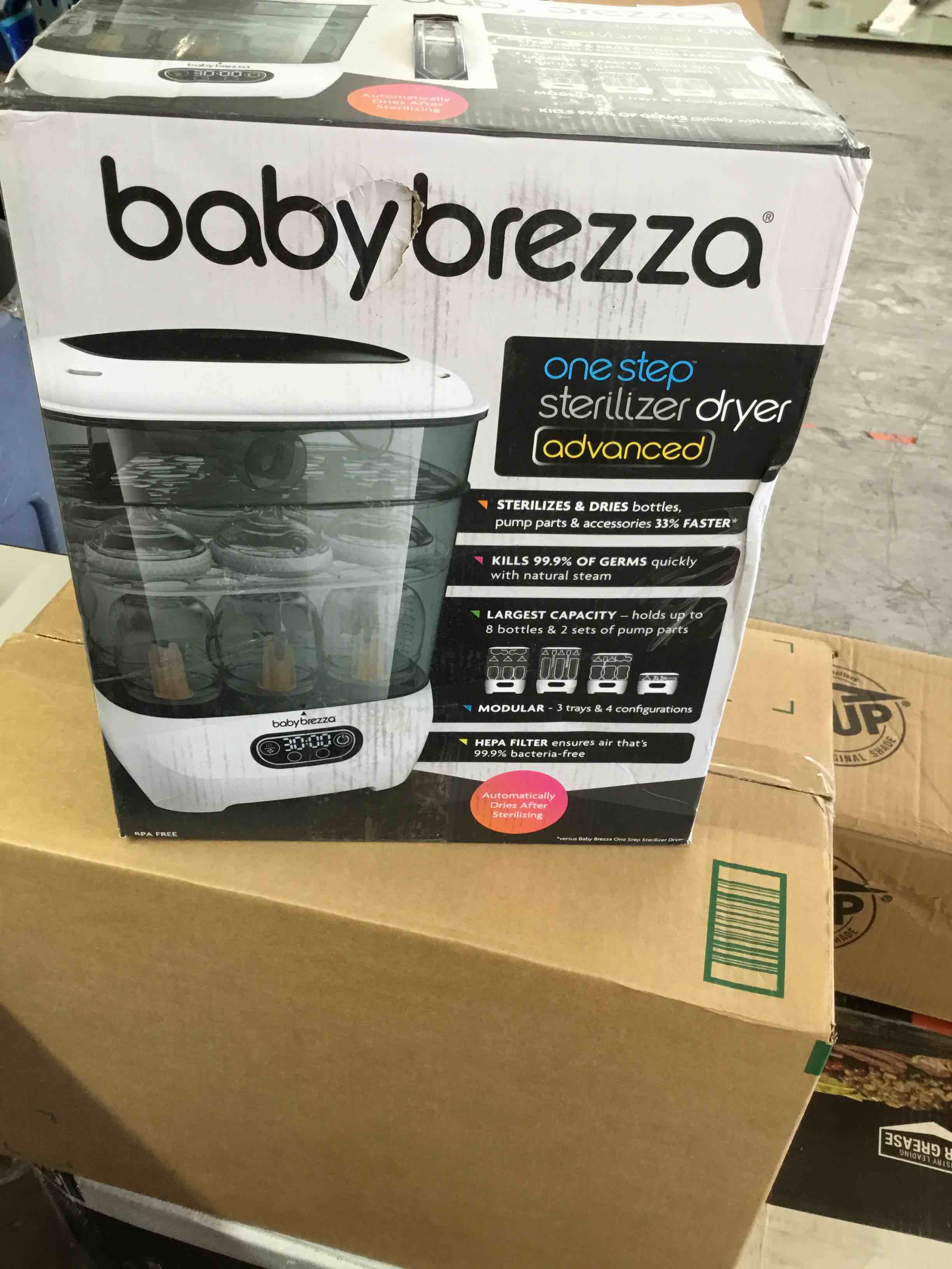 https://s3.amazonaws.com/lotting-images-prod/bidfta/BLU4849883_1691085276527.jpeg
