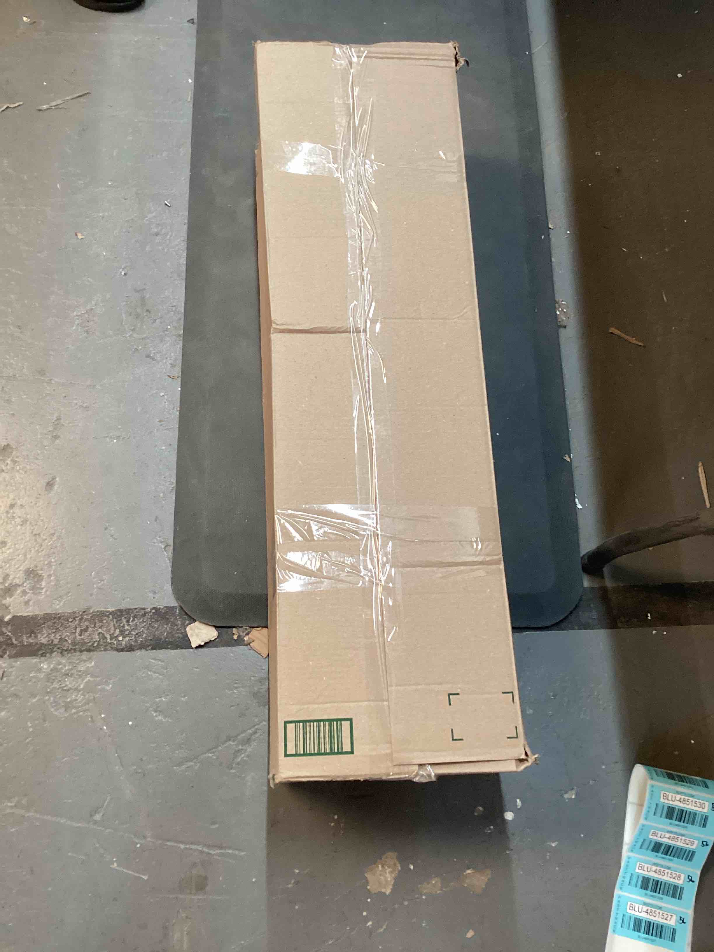 https://s3.amazonaws.com/lotting-images-prod/bidfta/BLU4851527_1693672643853.jpeg