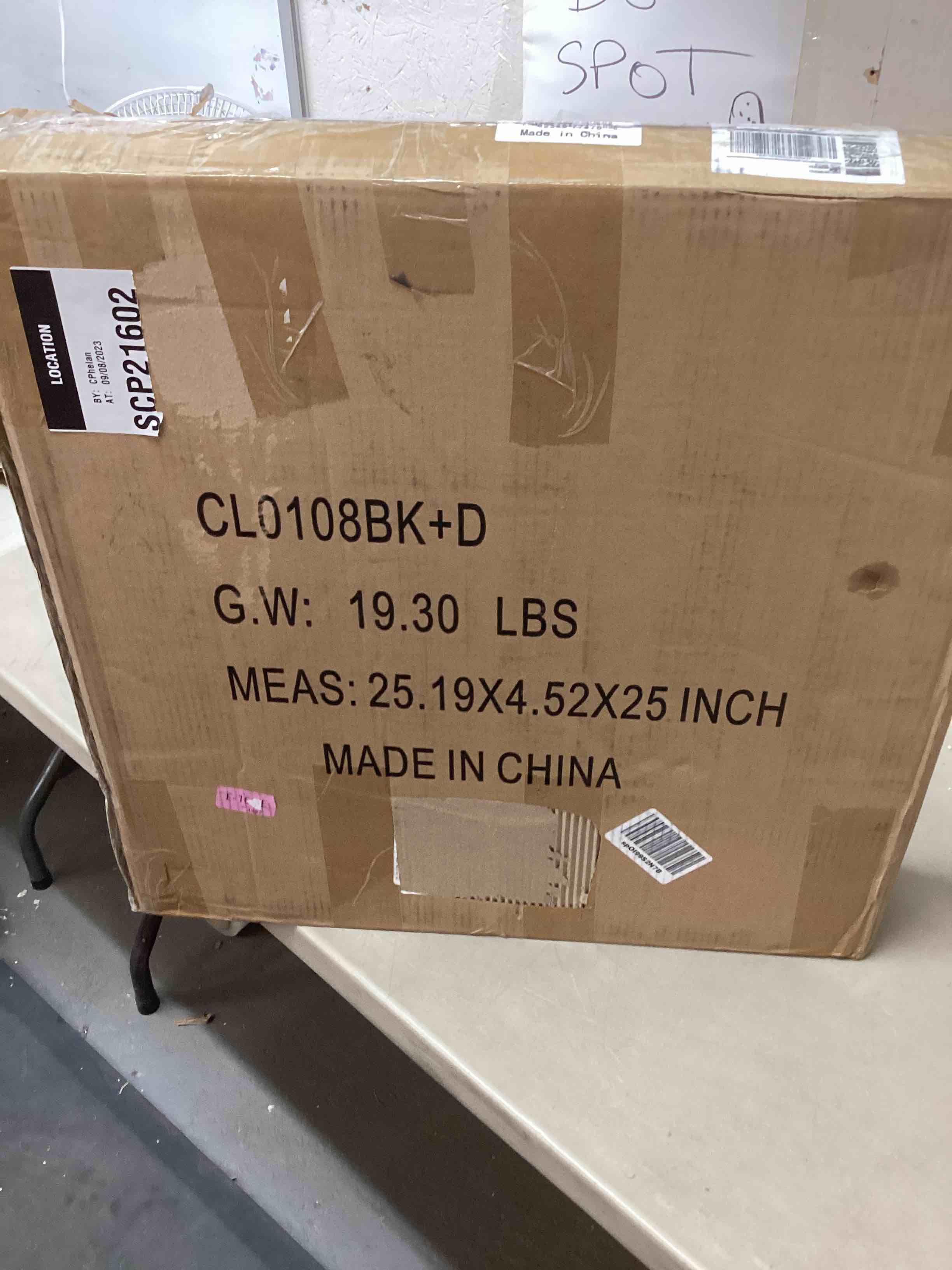 https://s3.amazonaws.com/lotting-images-prod/bidfta/BLU4851719_1694554187819.jpeg