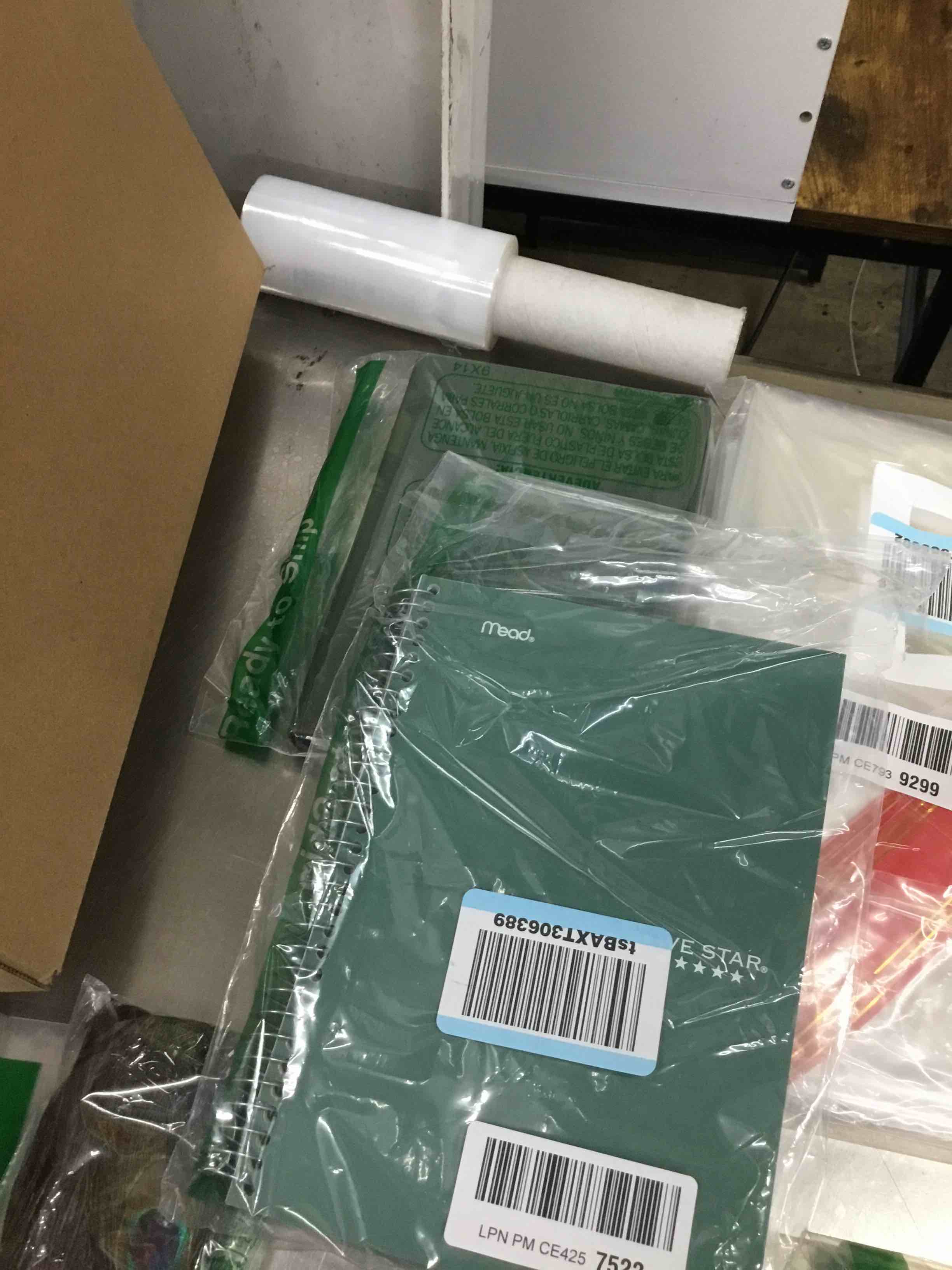 https://s3.amazonaws.com/lotting-images-prod/bidfta/BLU4853663_1708719994059.jpeg