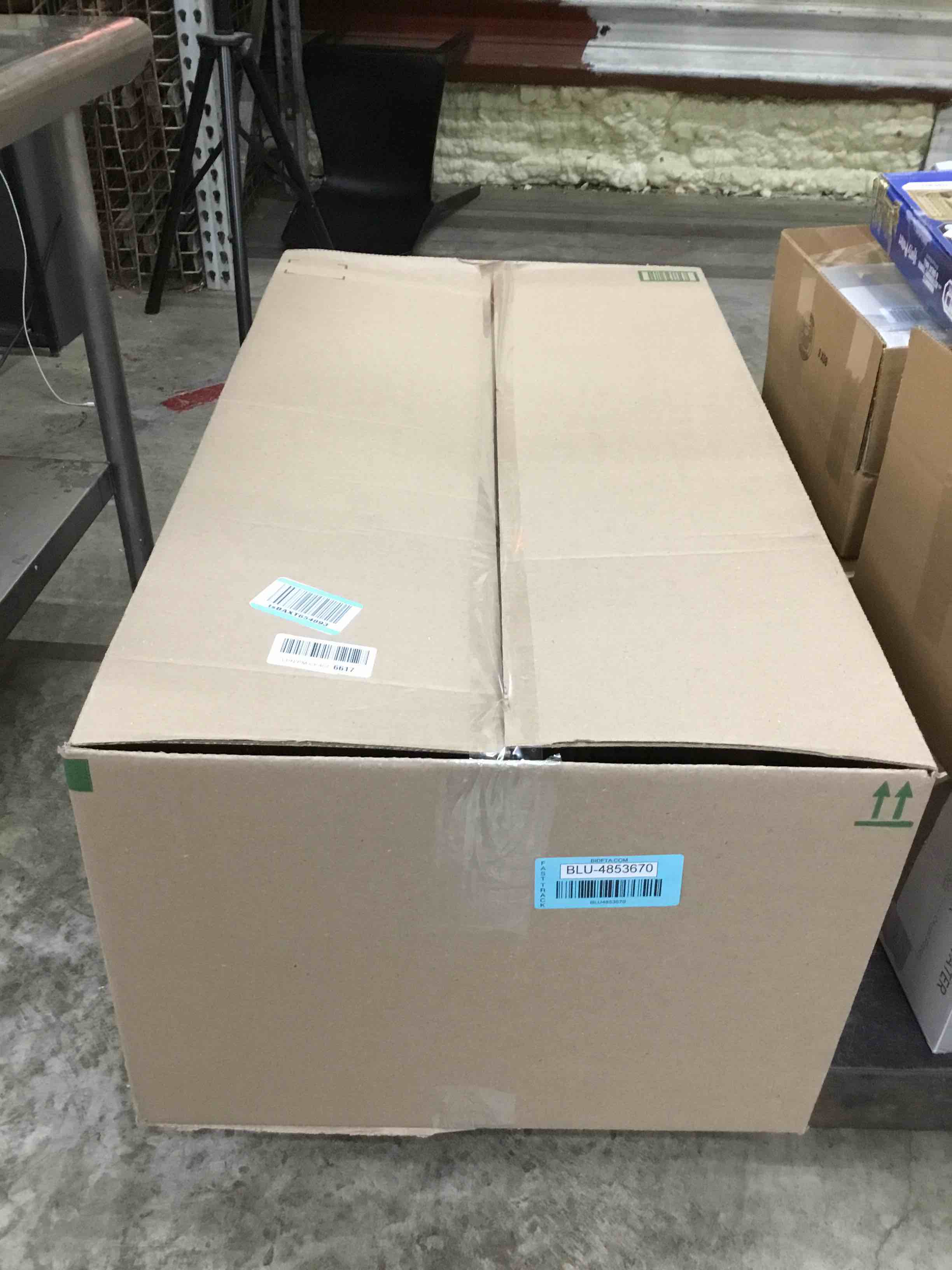 https://s3.amazonaws.com/lotting-images-prod/bidfta/BLU4853670_1708723038374.jpeg