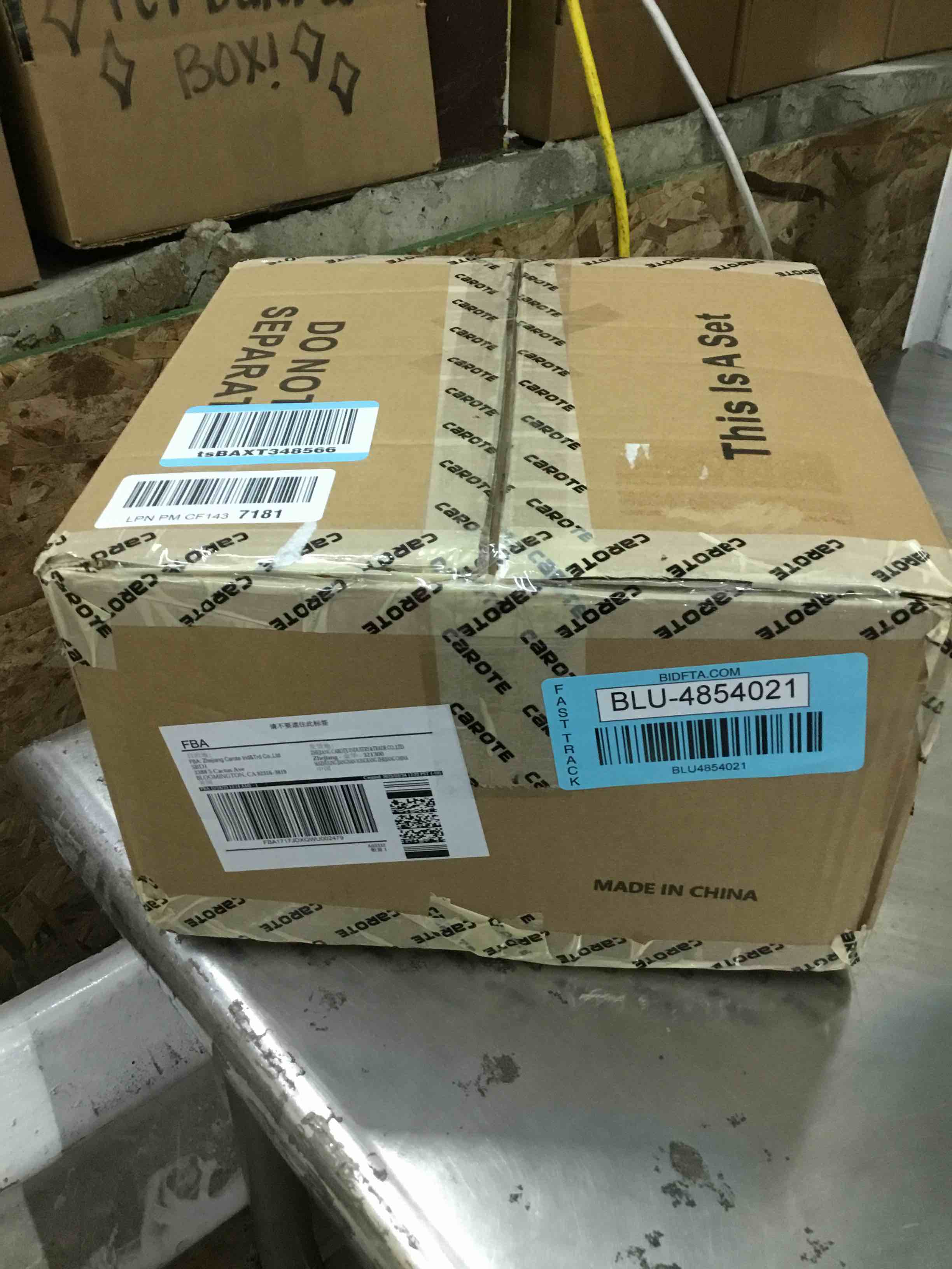 https://s3.amazonaws.com/lotting-images-prod/bidfta/BLU4854021_1709221558916.jpeg