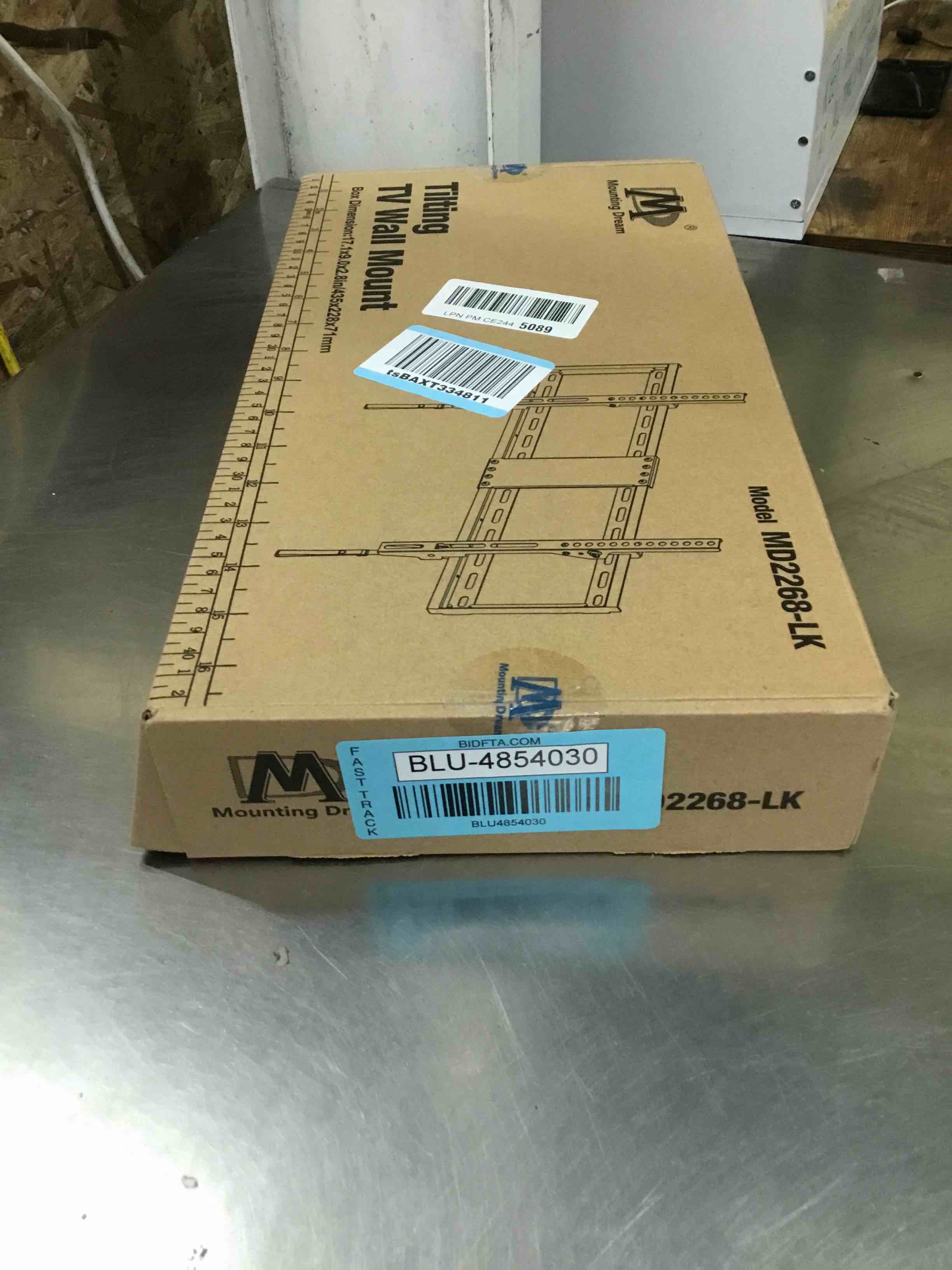 https://s3.amazonaws.com/lotting-images-prod/bidfta/BLU4854030_1709222914648.jpeg
