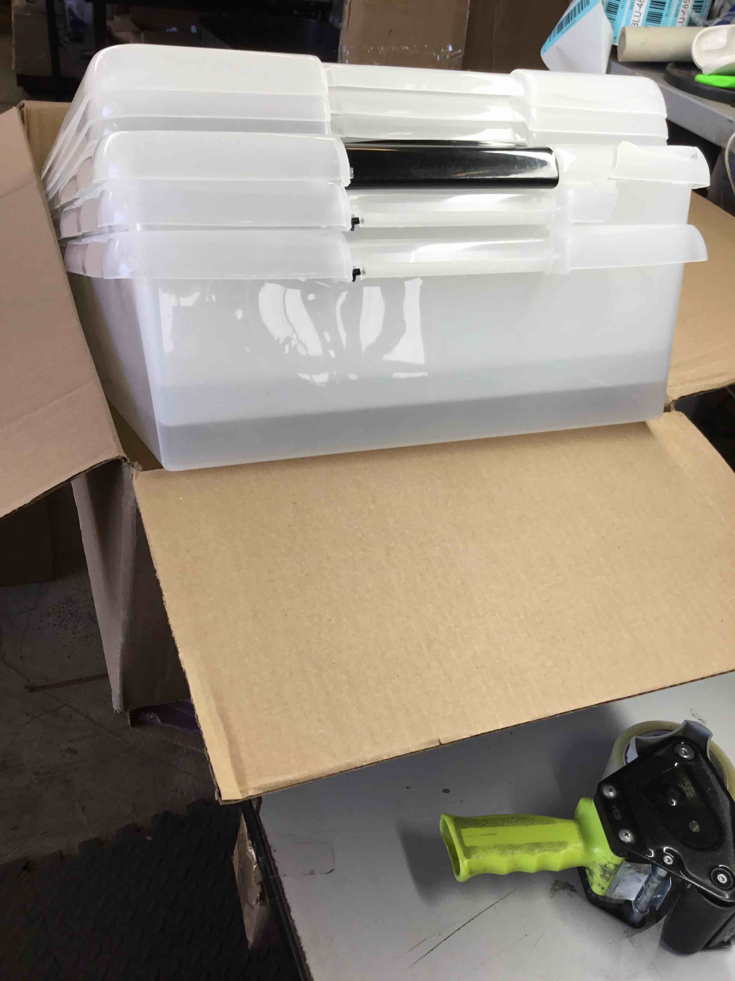 https://s3.amazonaws.com/lotting-images-prod/bidfta/BLU4854585_1691762635586.jpeg