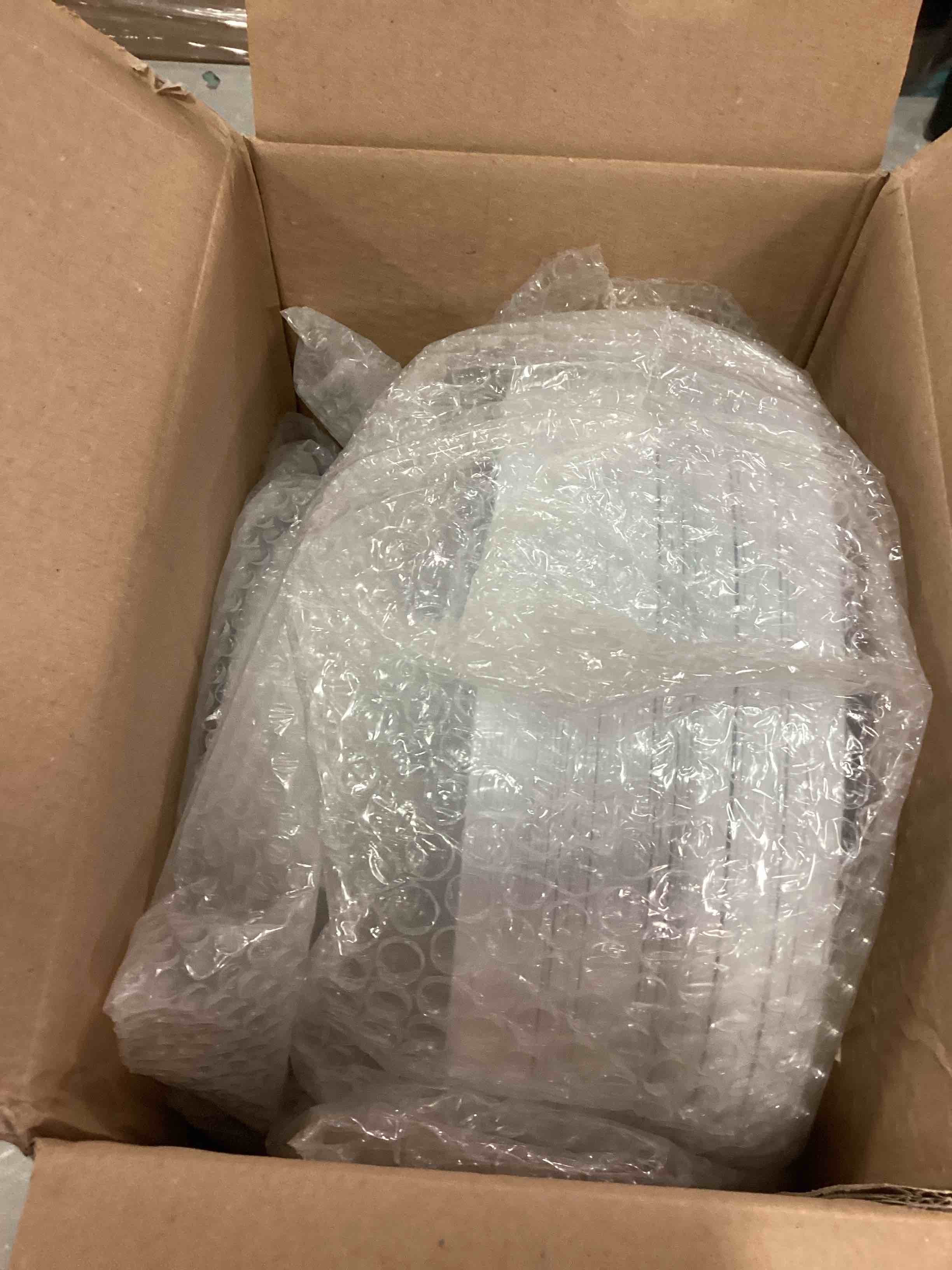 https://s3.amazonaws.com/lotting-images-prod/bidfta/BLU4855323_1721489501490.jpeg
