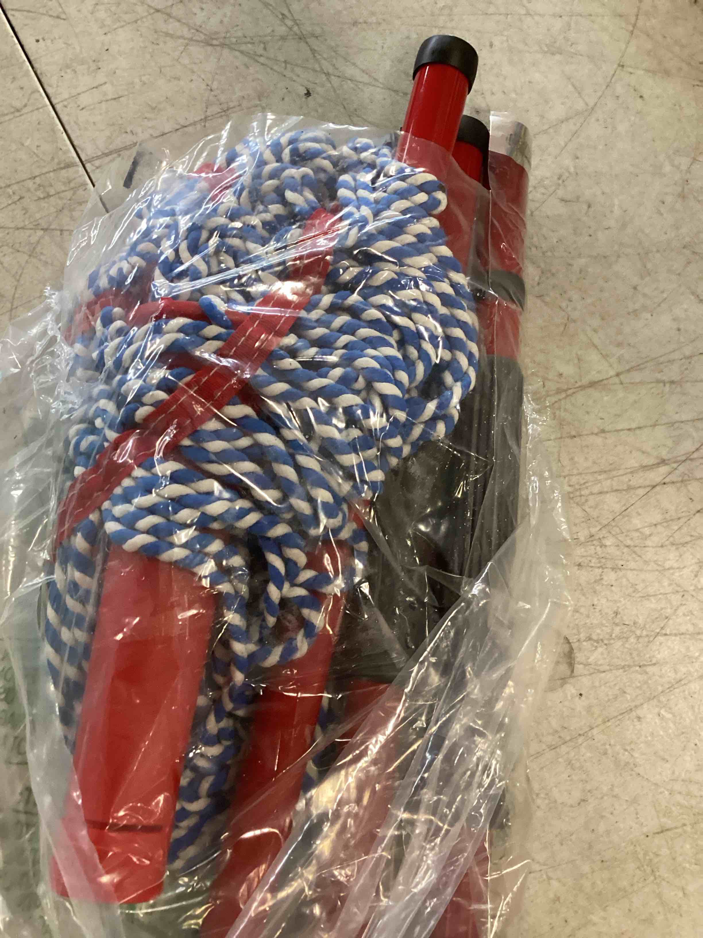 https://s3.amazonaws.com/lotting-images-prod/bidfta/BLU4855443_1721656315568.jpeg
