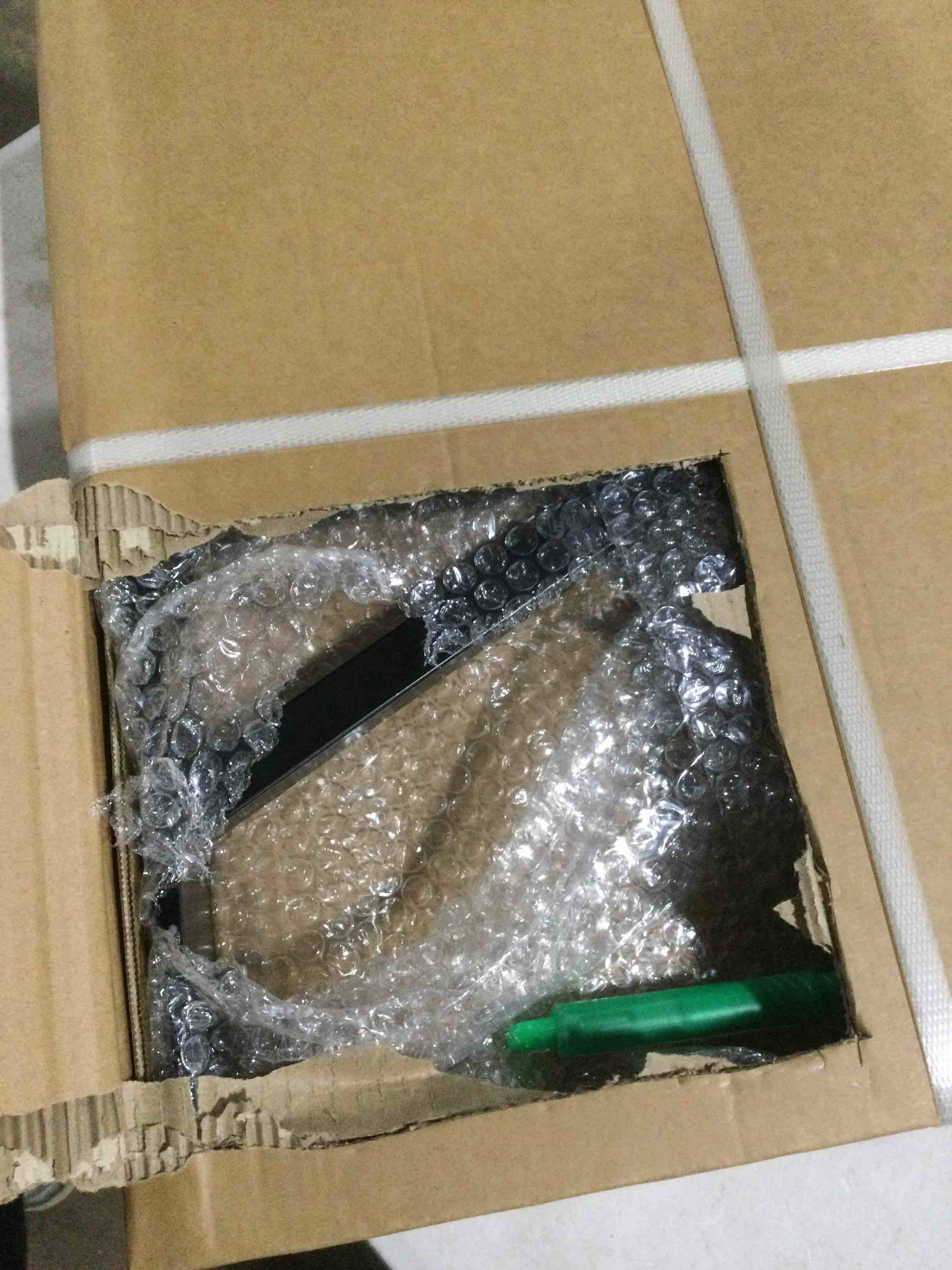 https://s3.amazonaws.com/lotting-images-prod/bidfta/BLU4859564_1699382551682.jpeg