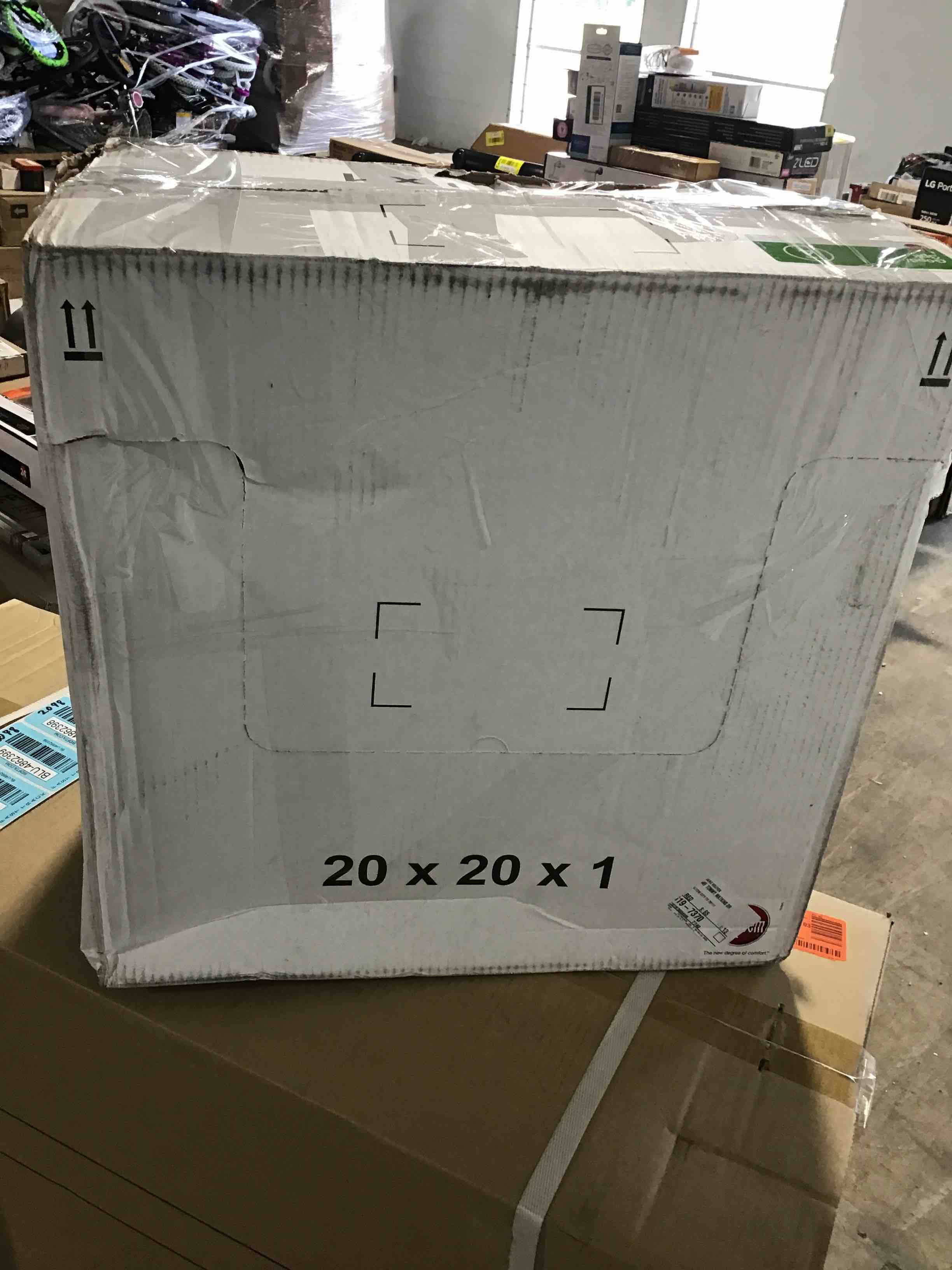 https://s3.amazonaws.com/lotting-images-prod/bidfta/BLU4862402_1689183308970.jpeg