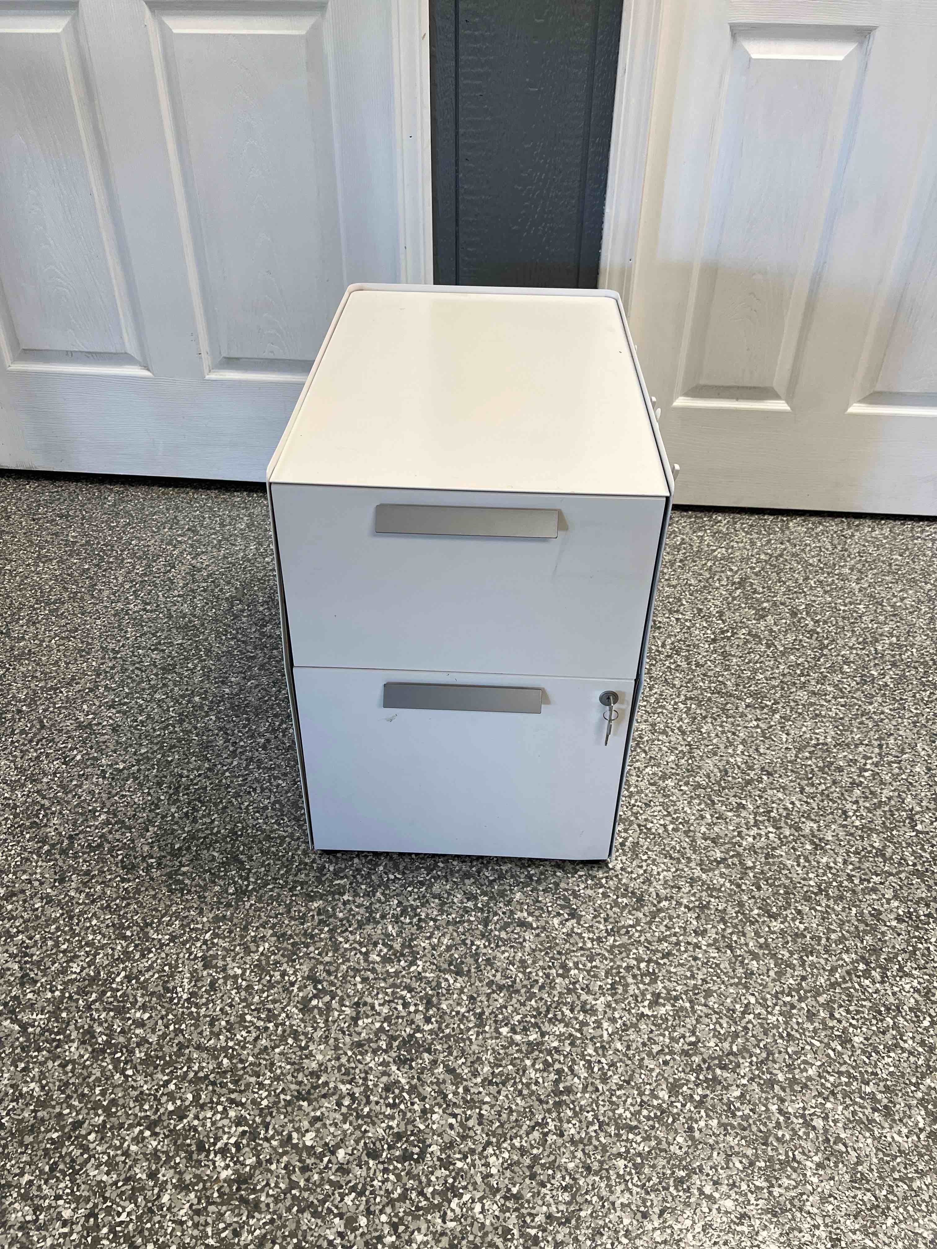 METAL PRINTER STAND WITH ONE FILE DRAWER AND ONE ALL PURPOSE DRAWER