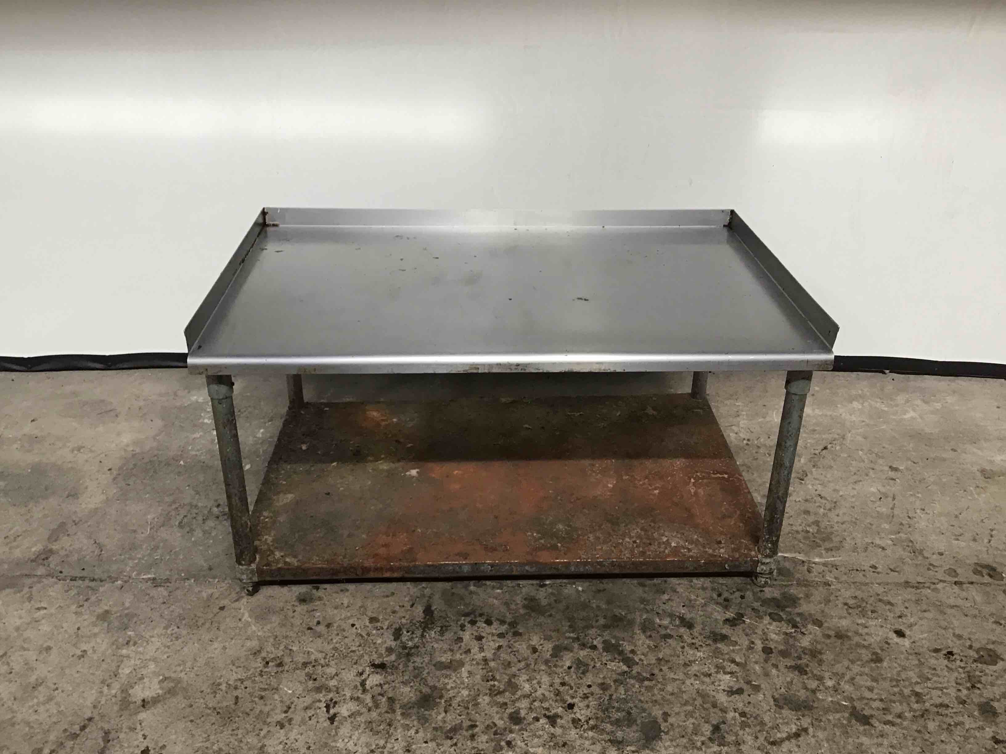 49 INCH STAINLESS STEEL EQUIPMENT STAND WITH UNDER SHELF 