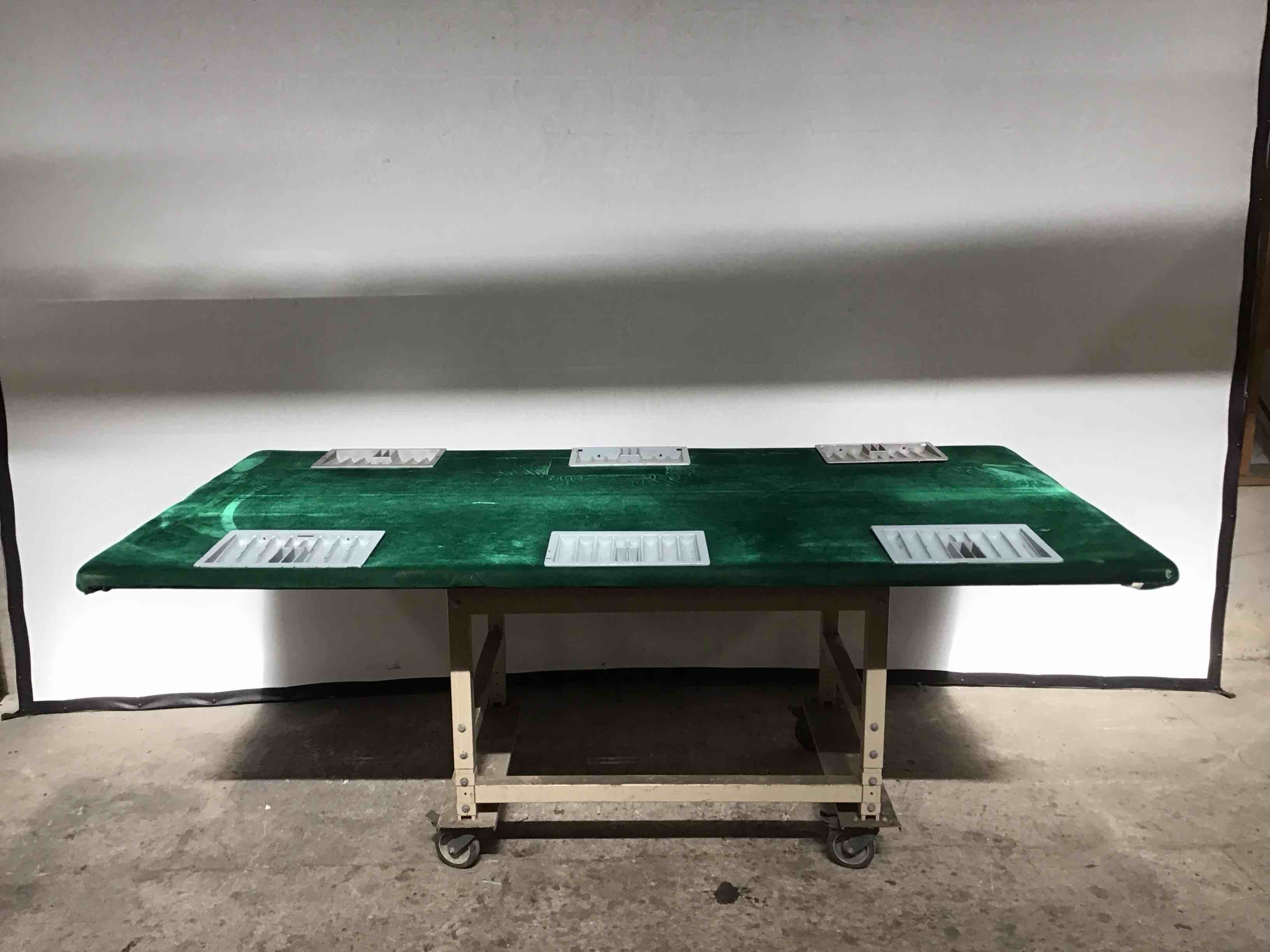 95x49 INCH 6 COMPARTMENT POKER TABLE  