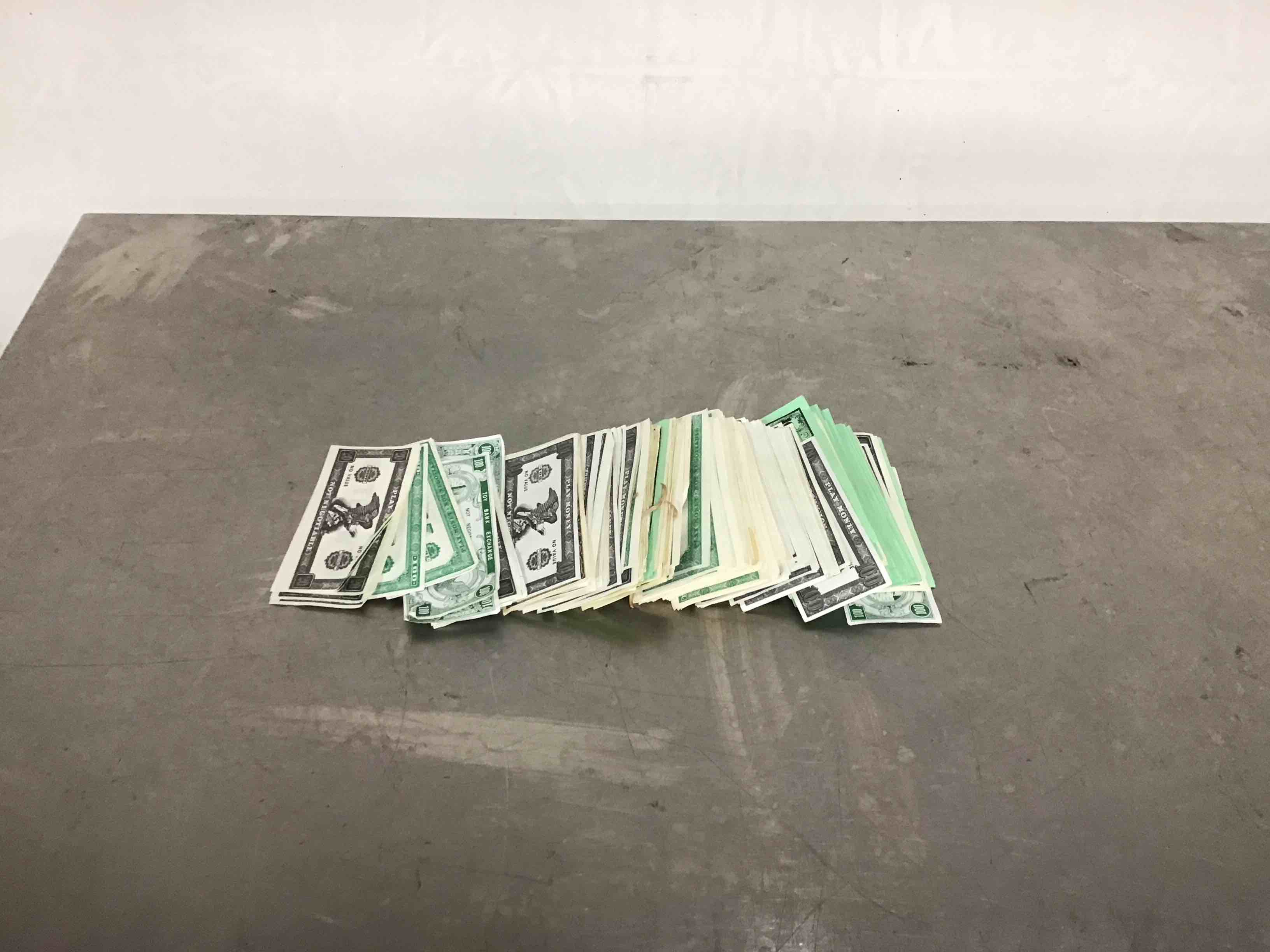 PLAY CASINO MONEY