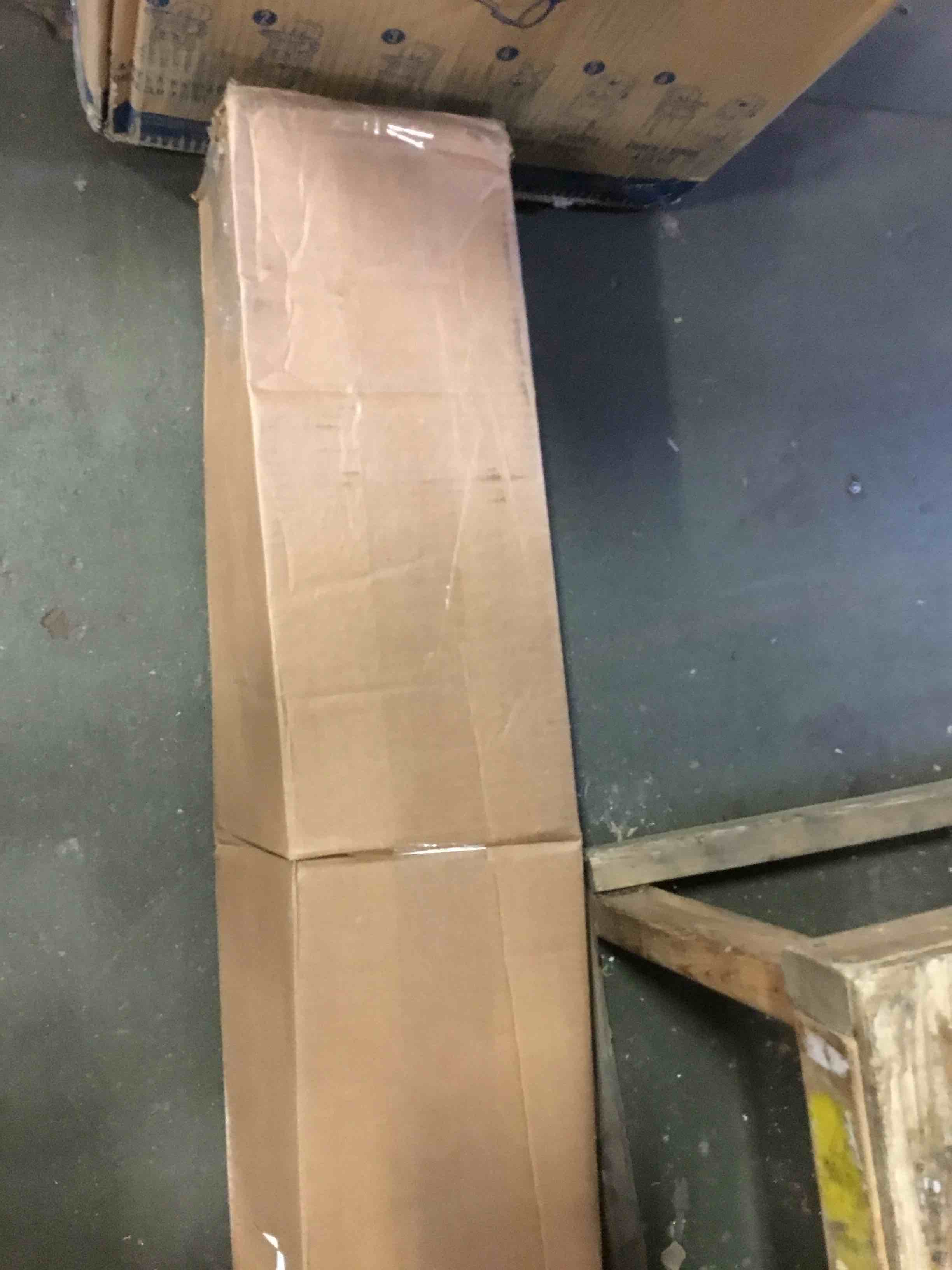 https://s3.amazonaws.com/lotting-images-prod/bidfta/BLU4884415_1685476853035.jpeg