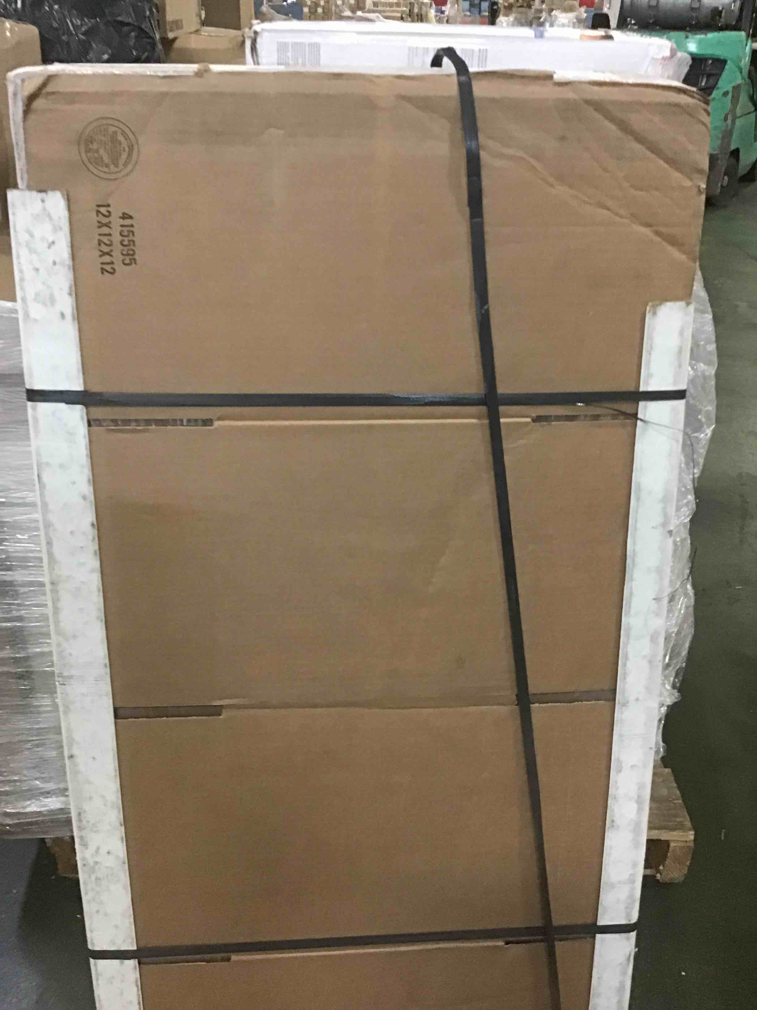 https://s3.amazonaws.com/lotting-images-prod/bidfta/BLU4888583_1683984904165.jpeg