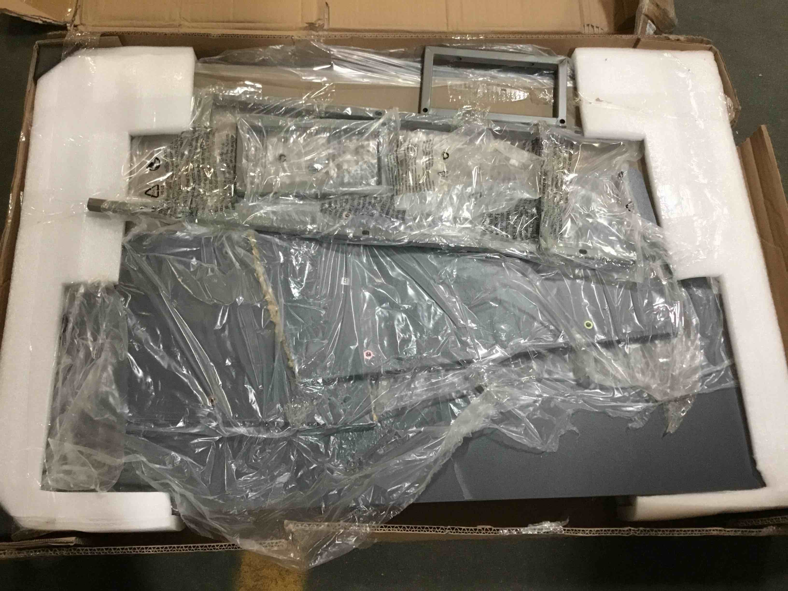 https://s3.amazonaws.com/lotting-images-prod/bidfta/BLU4913325_1688643338751.jpeg