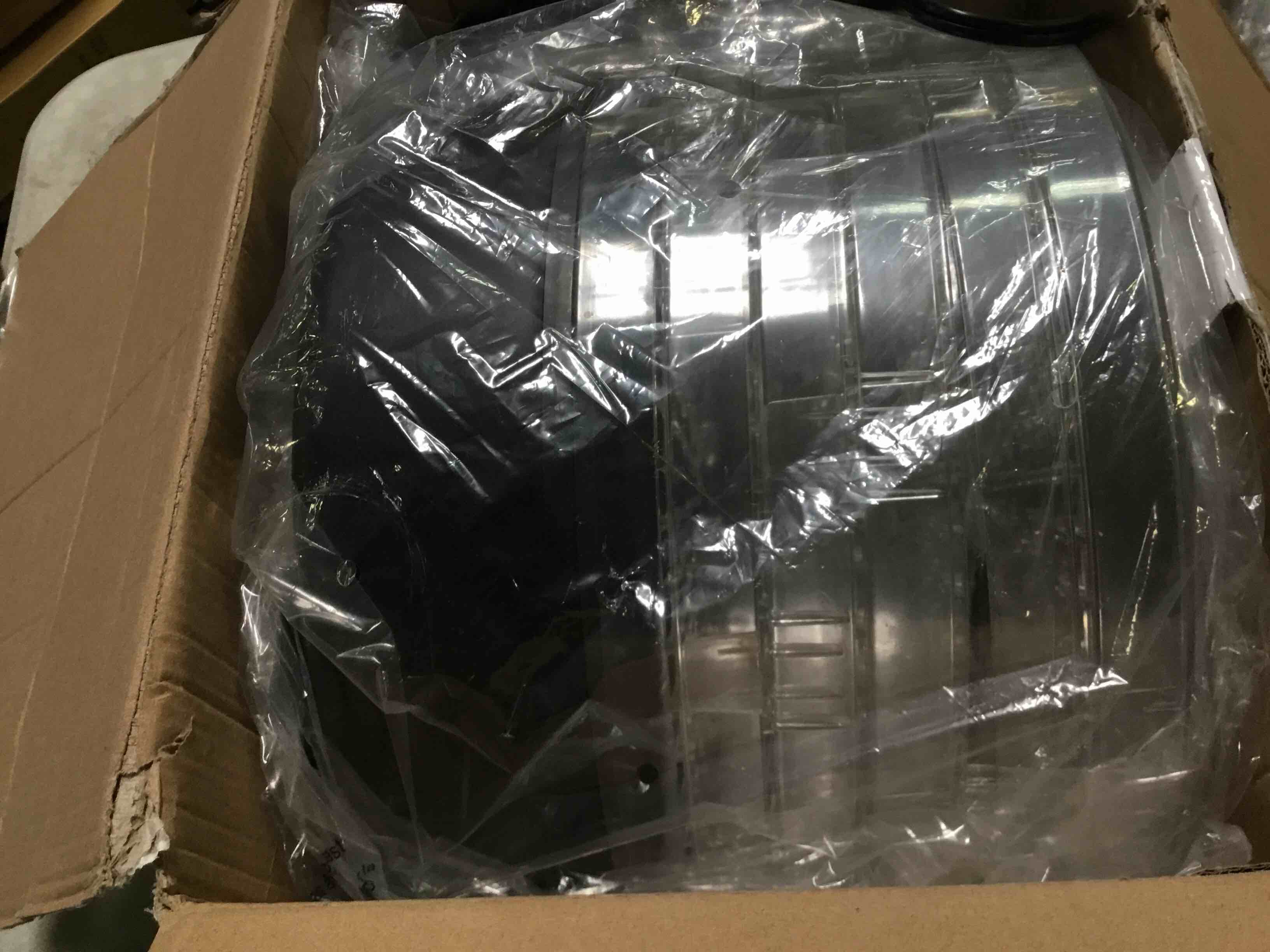 https://s3.amazonaws.com/lotting-images-prod/bidfta/BLU4914077_1689363003674.jpeg