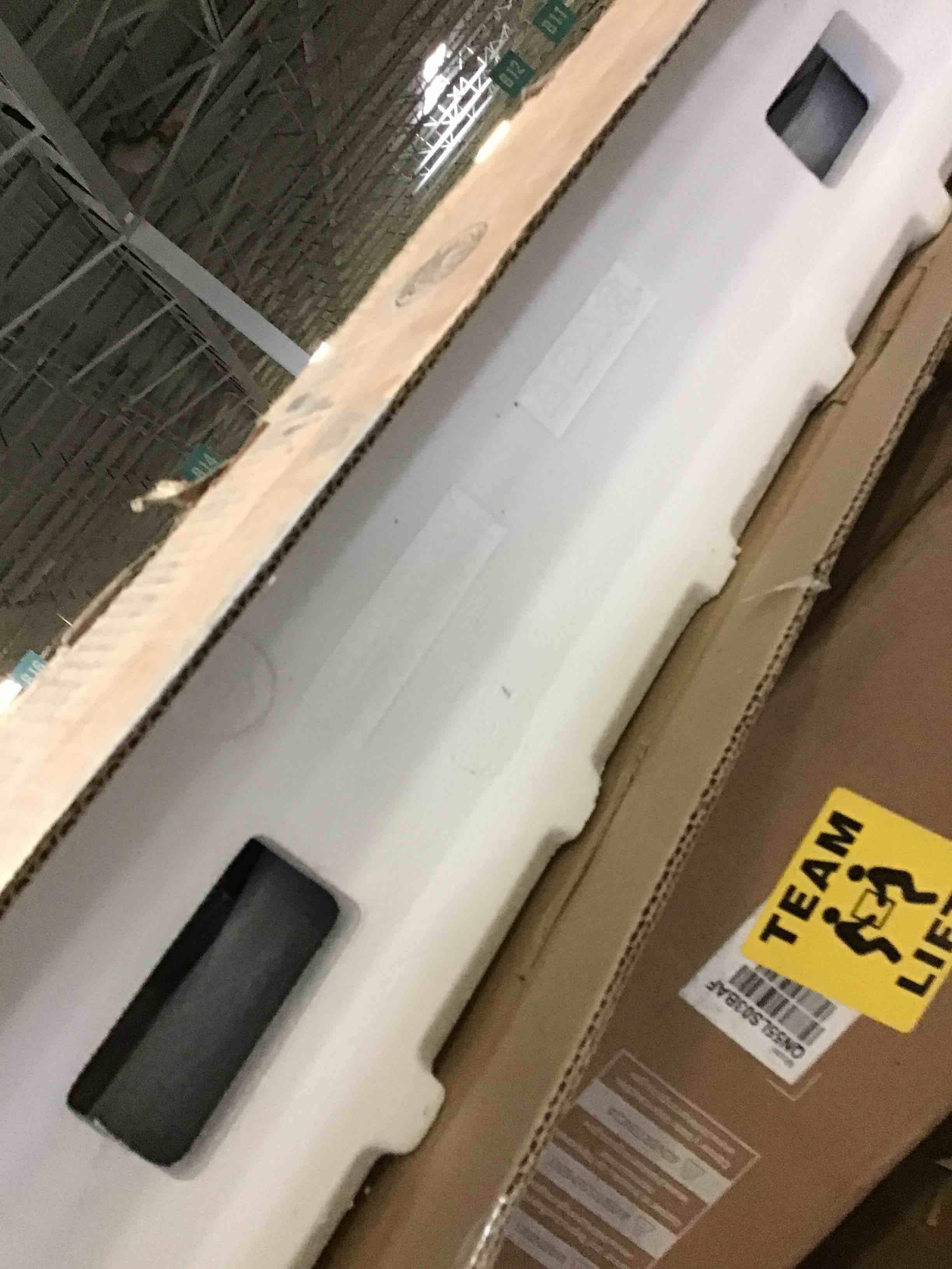 https://s3.amazonaws.com/lotting-images-prod/bidfta/BLU4914745_1688041510305.jpeg