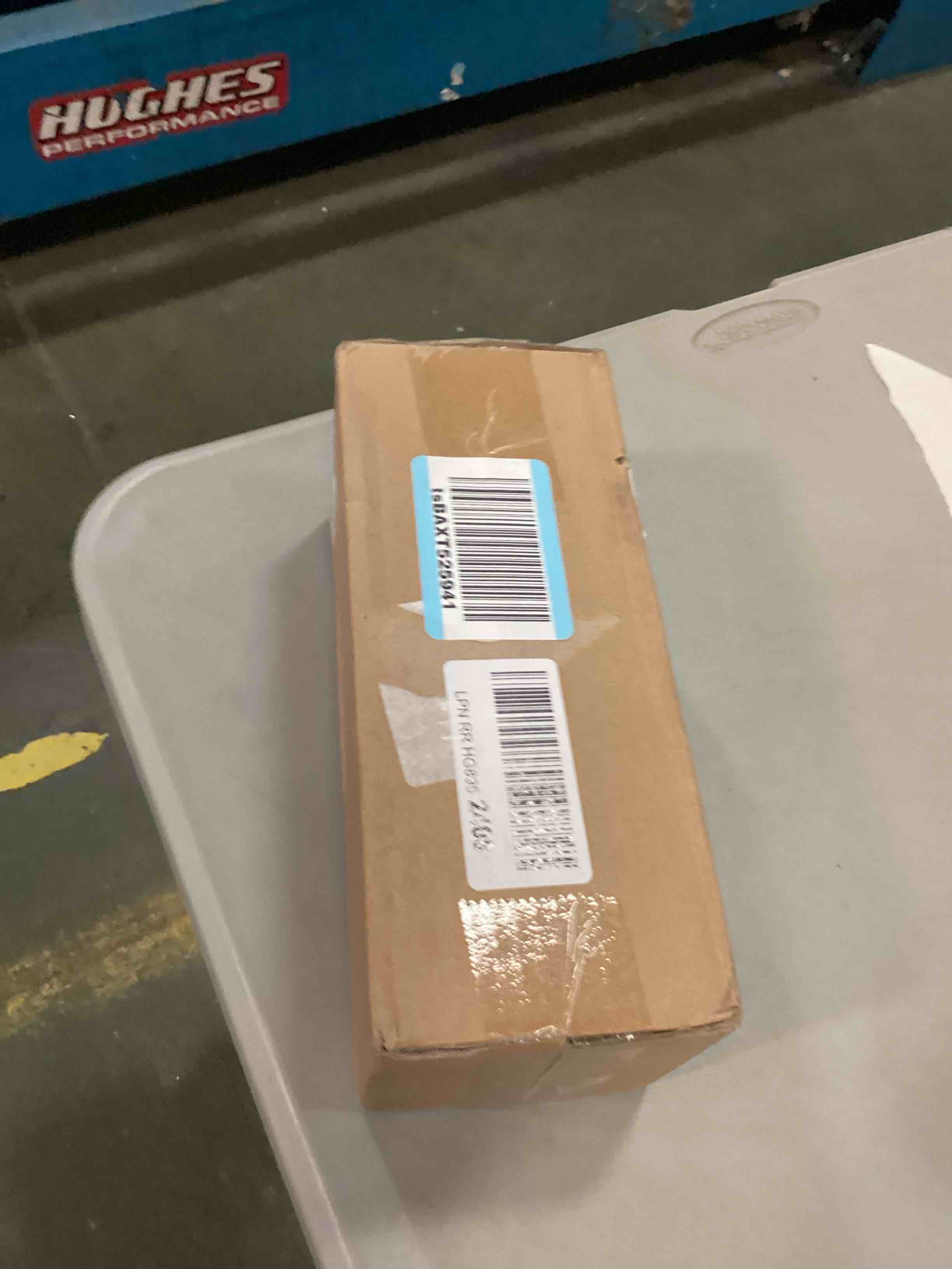 https://s3.amazonaws.com/lotting-images-prod/bidfta/BLU4928605_1708276081355.jpeg