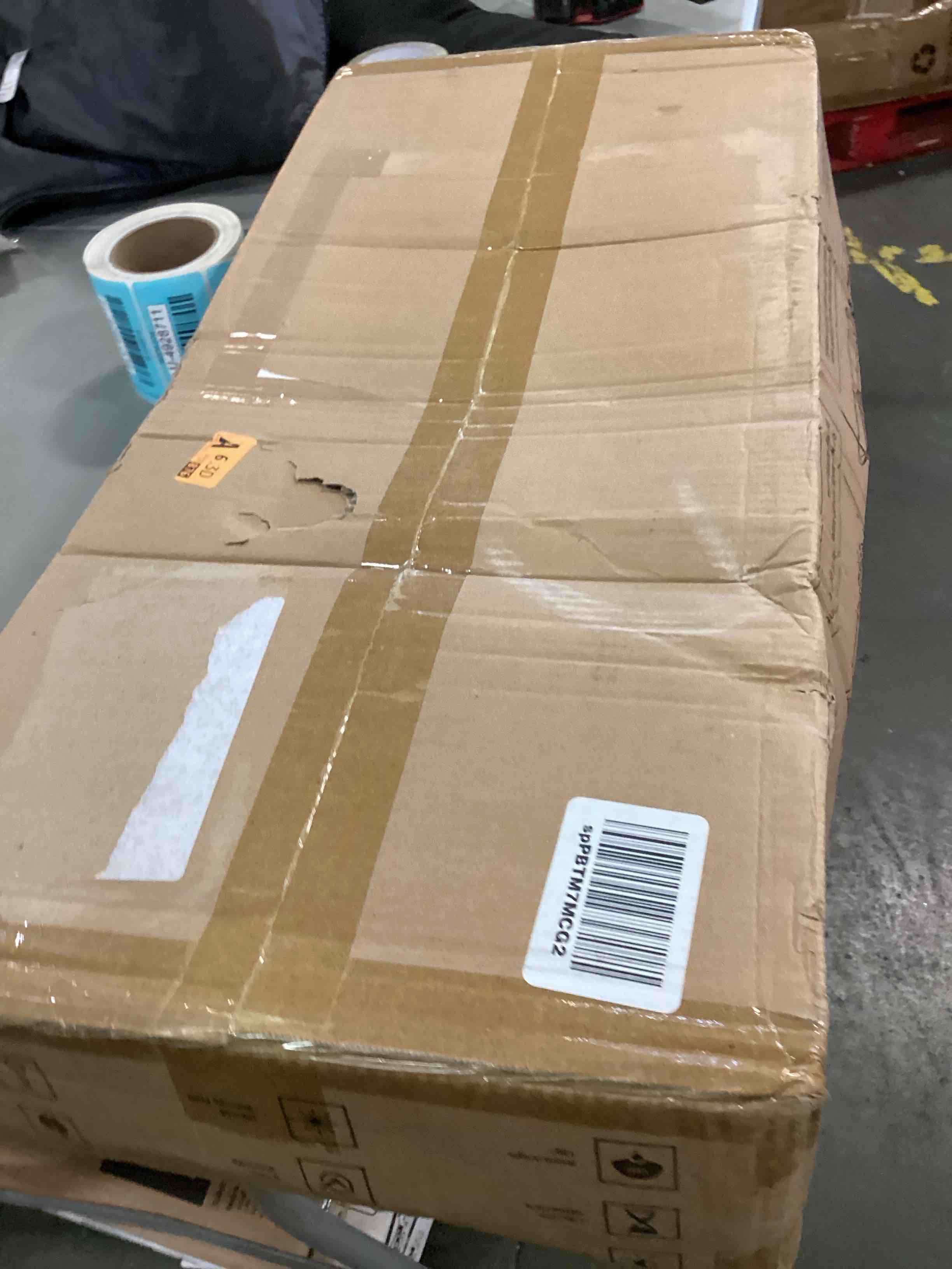 https://s3.amazonaws.com/lotting-images-prod/bidfta/BLU4928710_1708285600288.jpeg