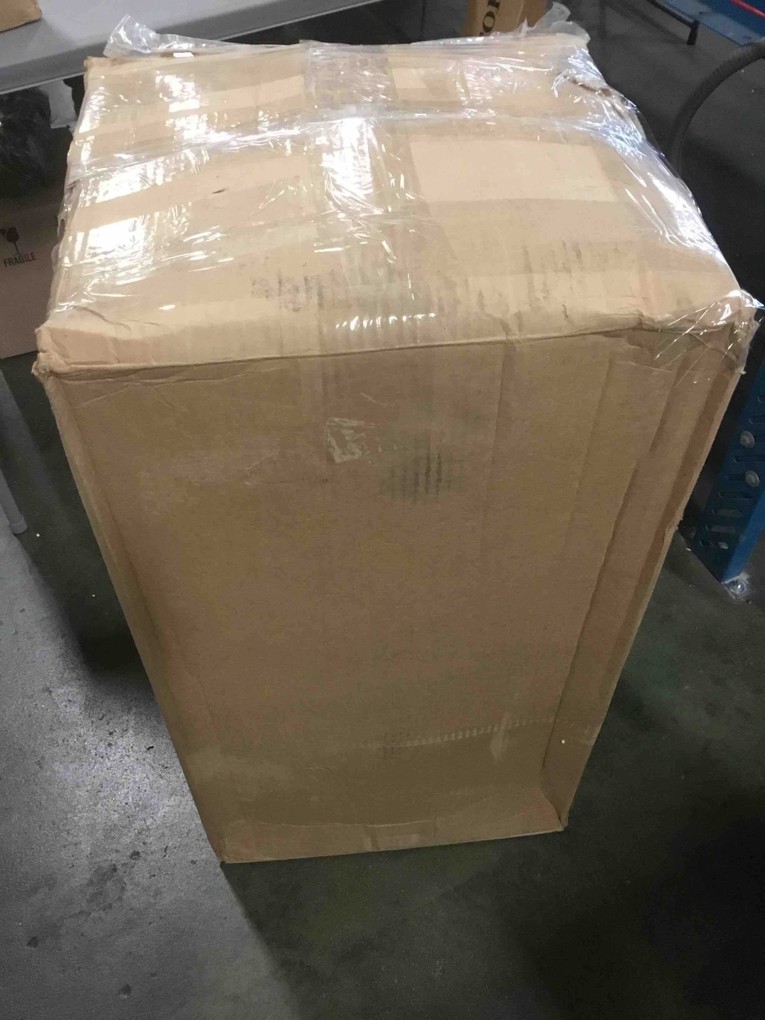 https://s3.amazonaws.com/lotting-images-prod/bidfta/BLU4929977_1705497628522.jpeg