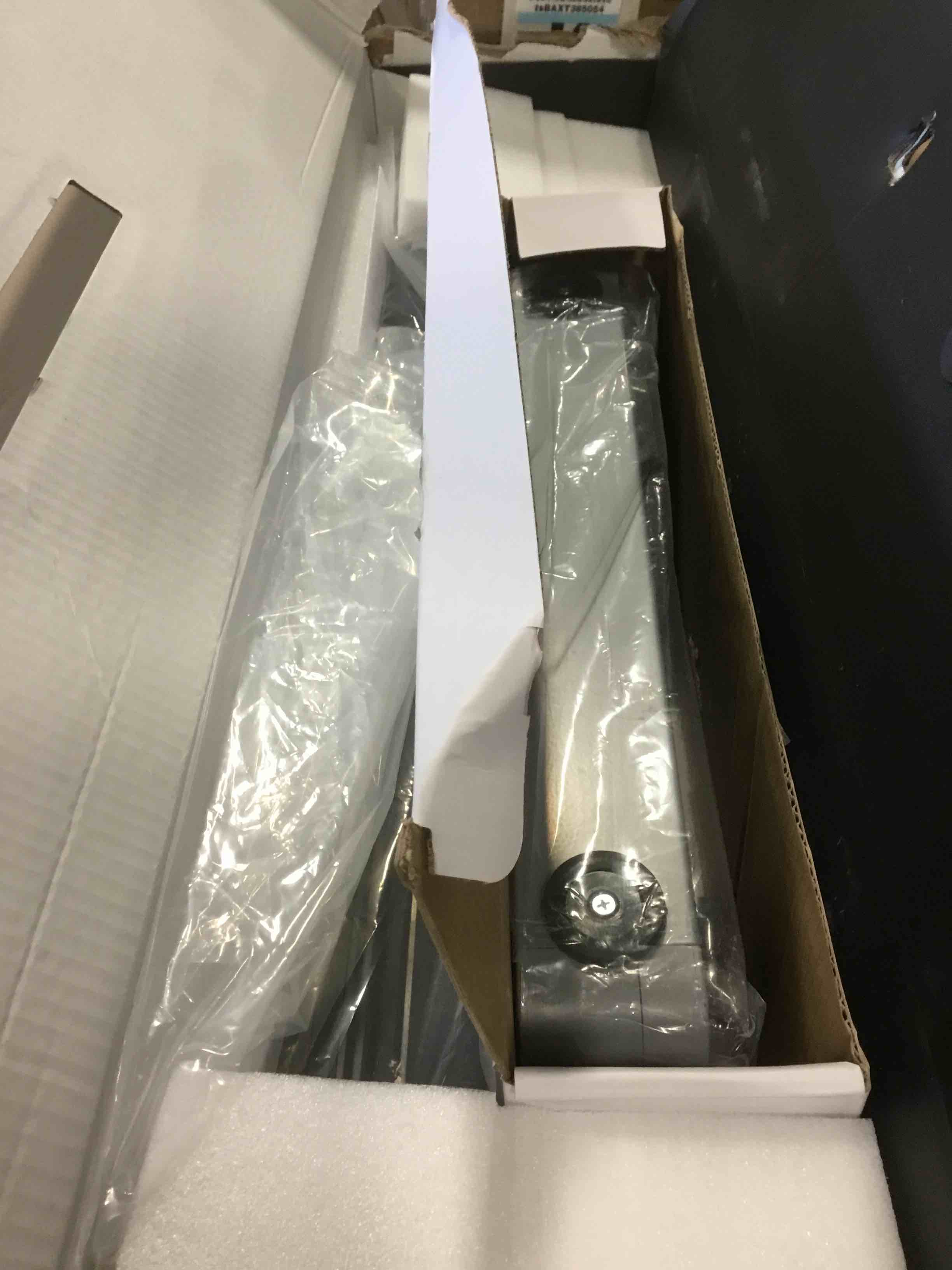 https://s3.amazonaws.com/lotting-images-prod/bidfta/BLU4930014_1705500108571.jpeg