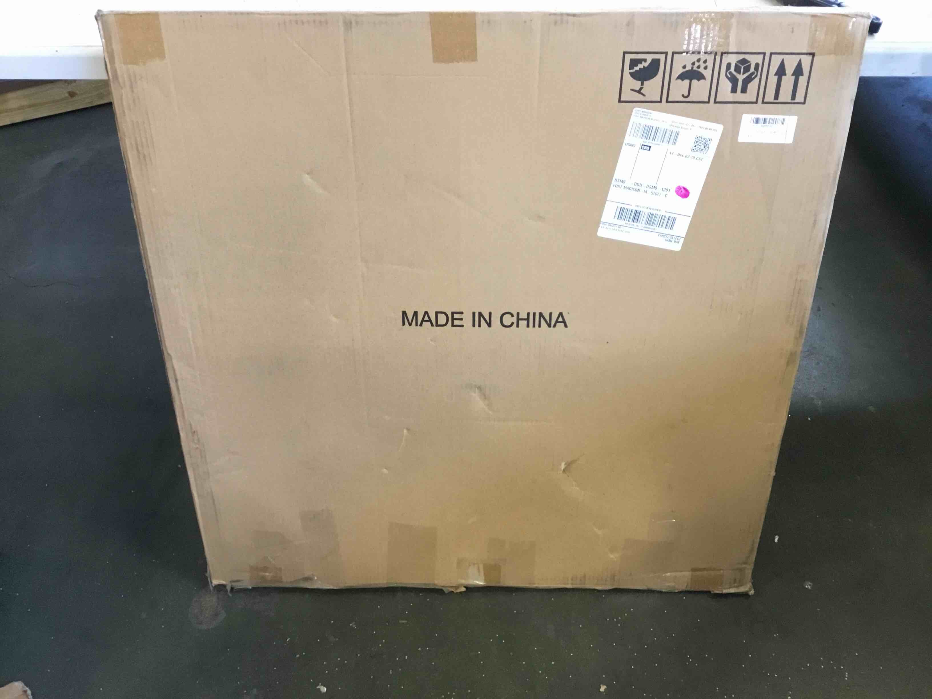 https://s3.amazonaws.com/lotting-images-prod/bidfta/BLU4930428_1705939004900.jpeg