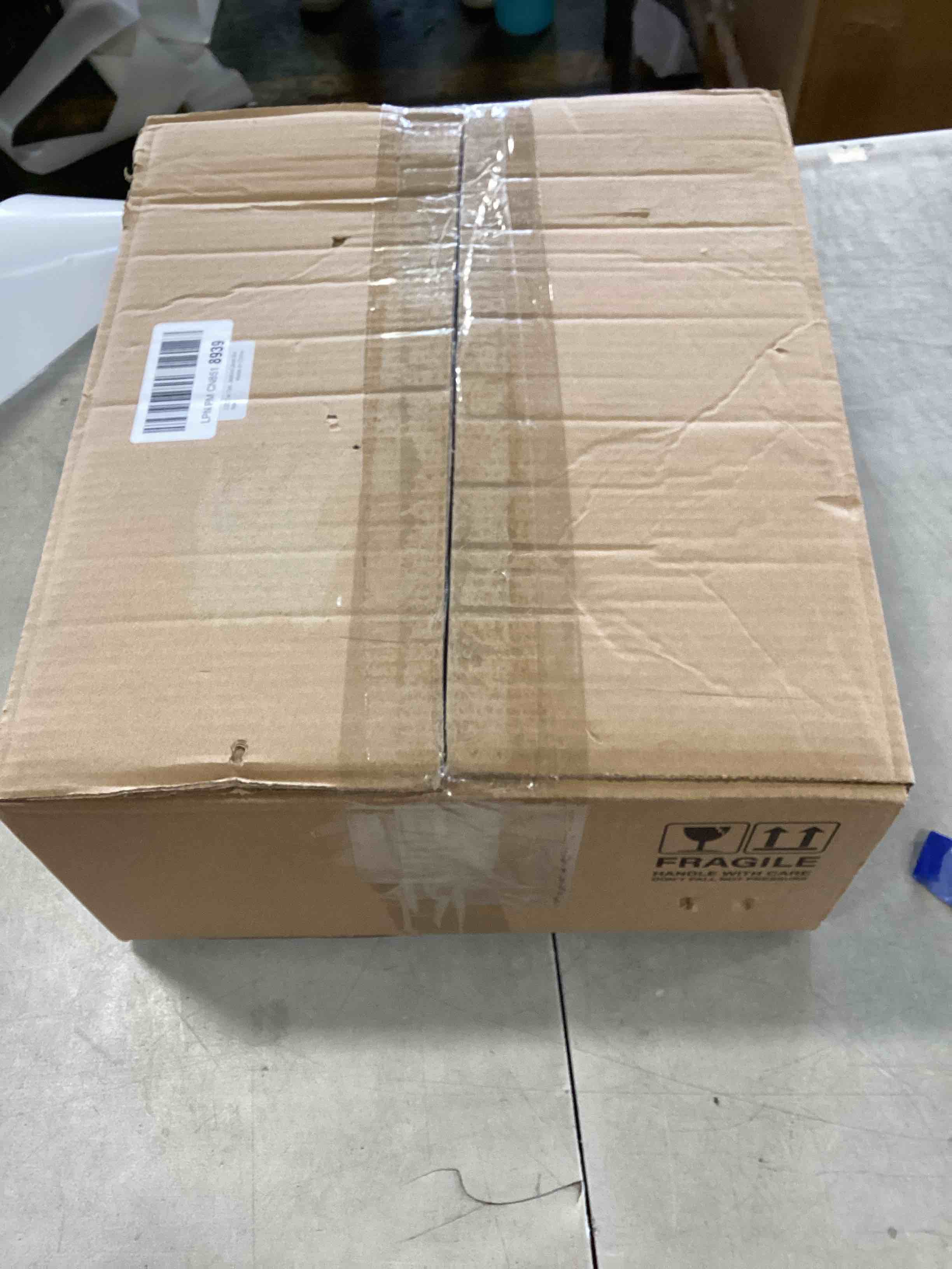 https://s3.amazonaws.com/lotting-images-prod/bidfta/BLU4930714_1706813557098.jpeg