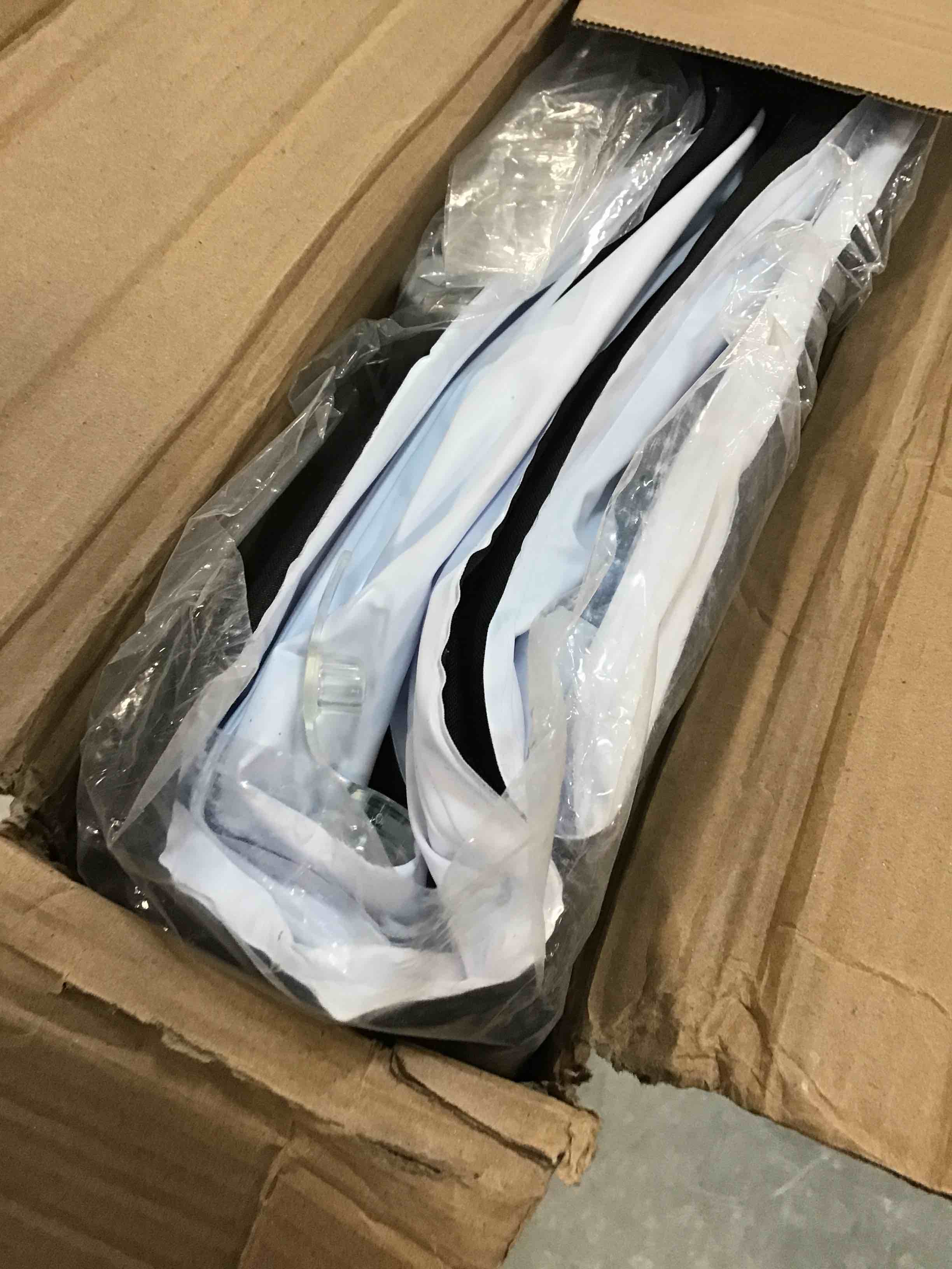 https://s3.amazonaws.com/lotting-images-prod/bidfta/BLU4931494_1705002834452.jpeg