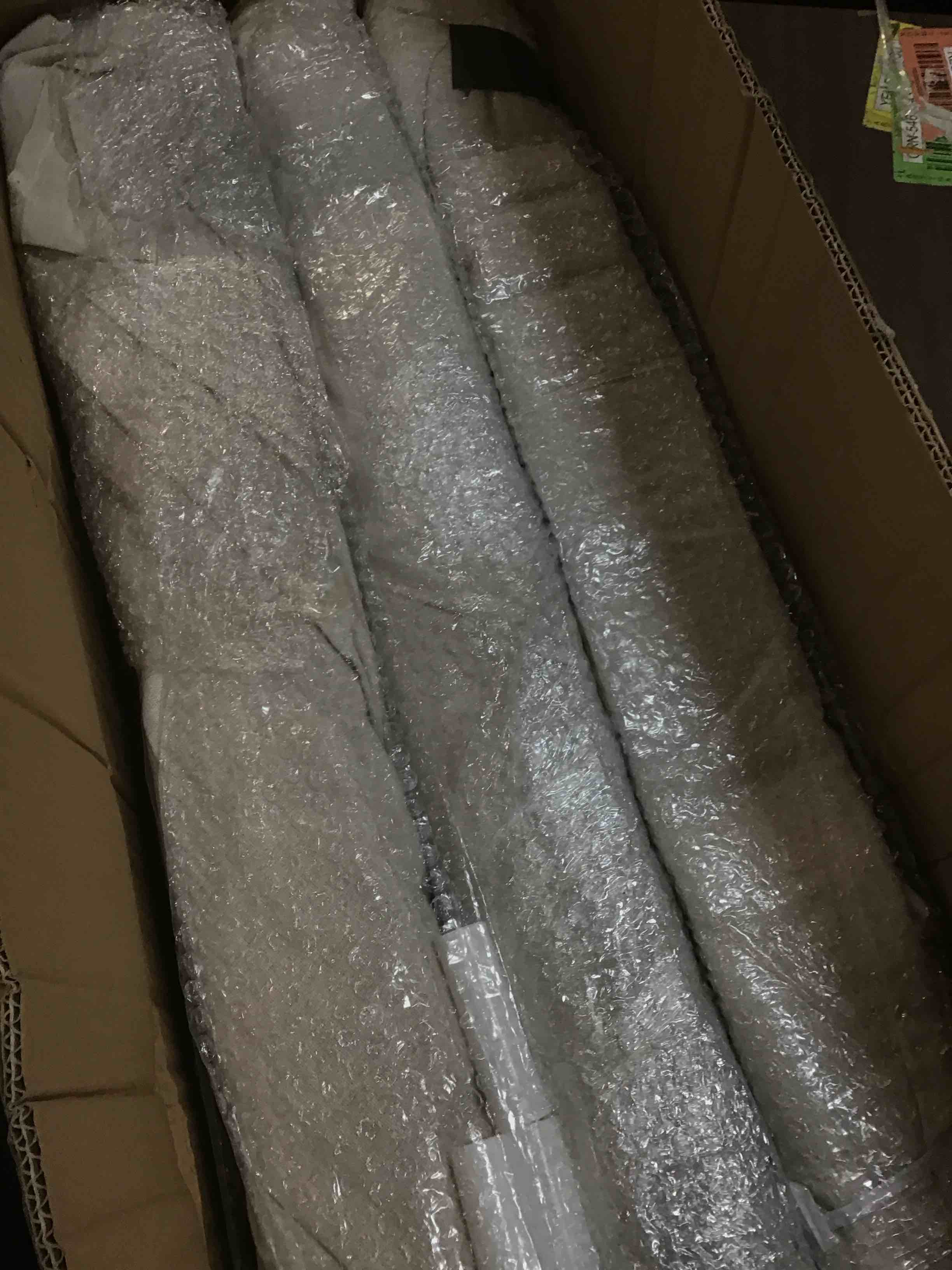 https://s3.amazonaws.com/lotting-images-prod/bidfta/BLU4931823_1705594369664.jpeg
