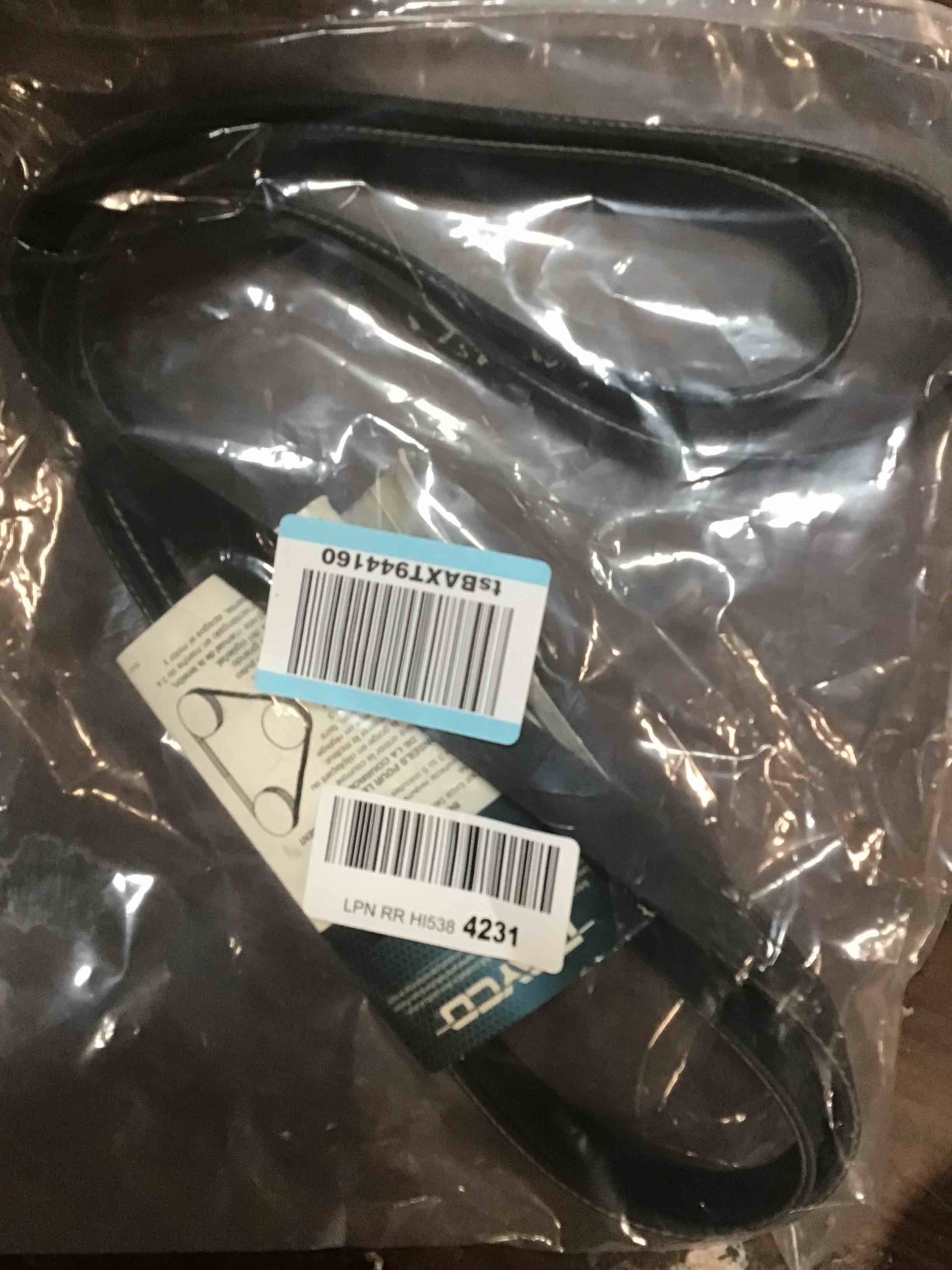 https://s3.amazonaws.com/lotting-images-prod/bidfta/BLU4931869_1705602282840.jpeg