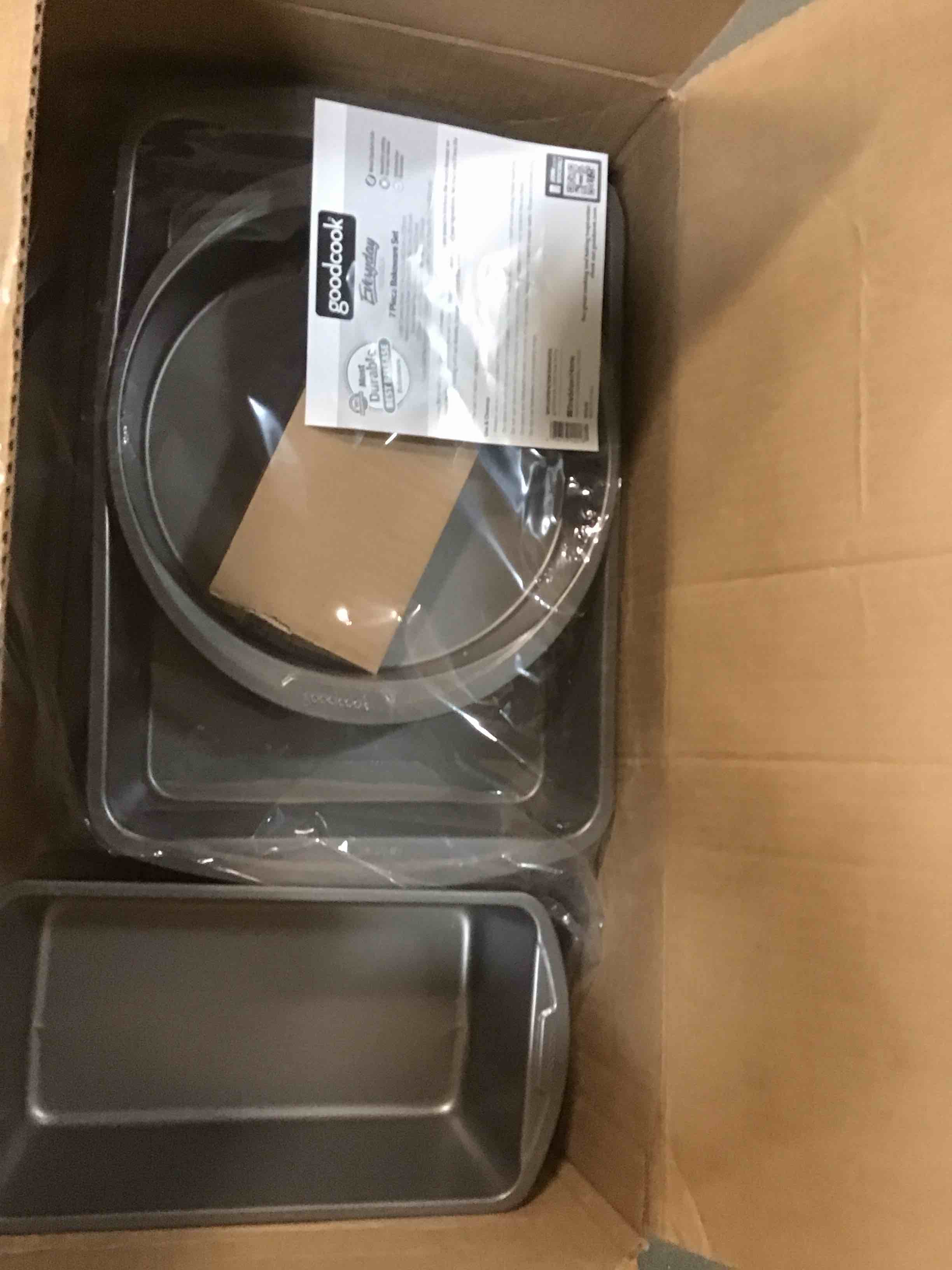 https://s3.amazonaws.com/lotting-images-prod/bidfta/BLU4931939_1705668412184.jpeg