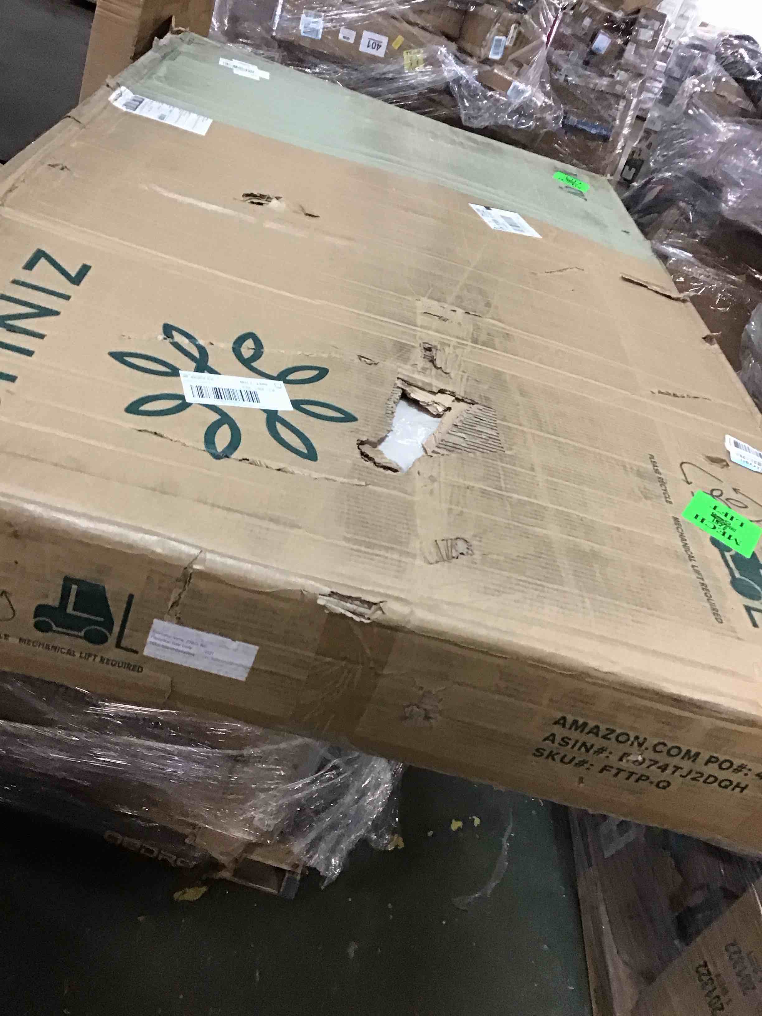 https://s3.amazonaws.com/lotting-images-prod/bidfta/BLU4932252_1705768121704.jpeg