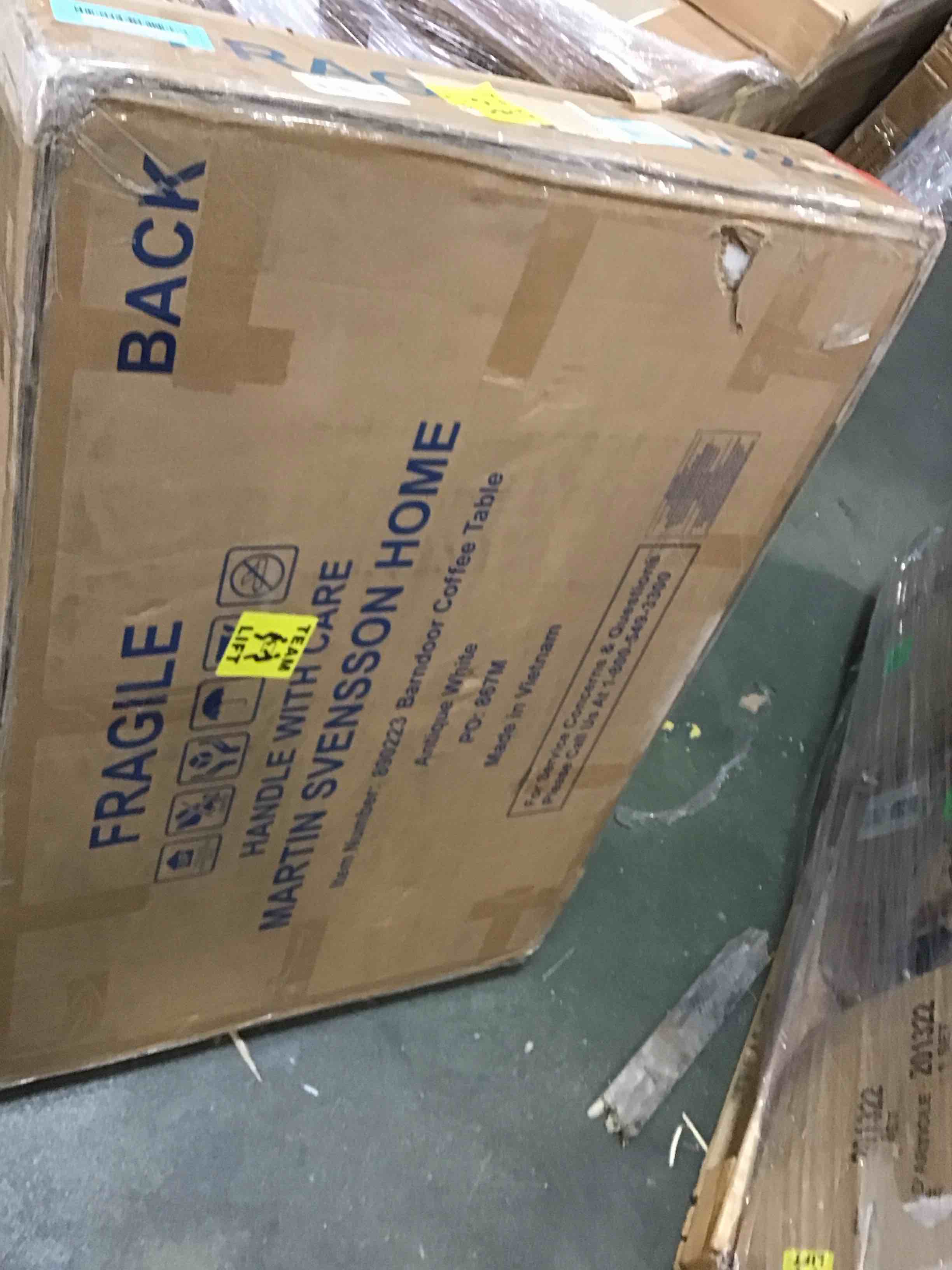 https://s3.amazonaws.com/lotting-images-prod/bidfta/BLU4932254_1705768245352.jpeg