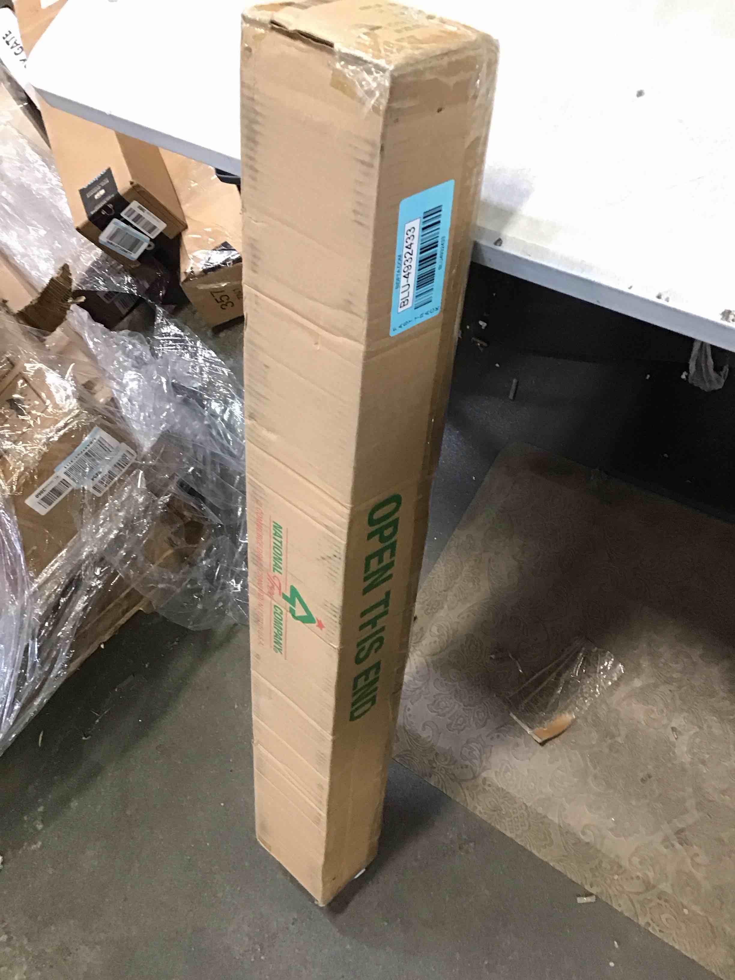 https://s3.amazonaws.com/lotting-images-prod/bidfta/BLU4932433_1705940055482.jpeg