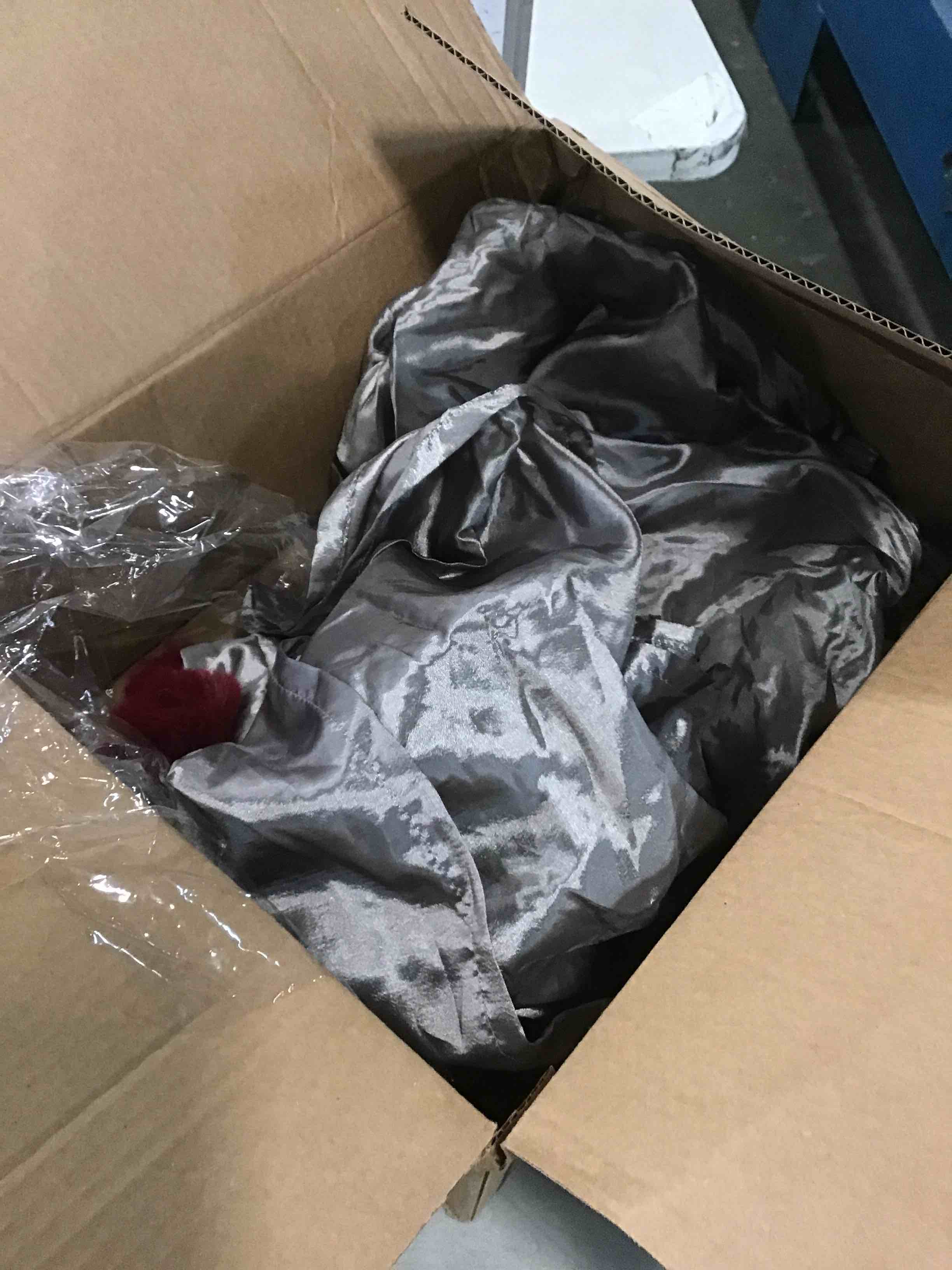 https://s3.amazonaws.com/lotting-images-prod/bidfta/BLU4932826_1705419536065.jpeg