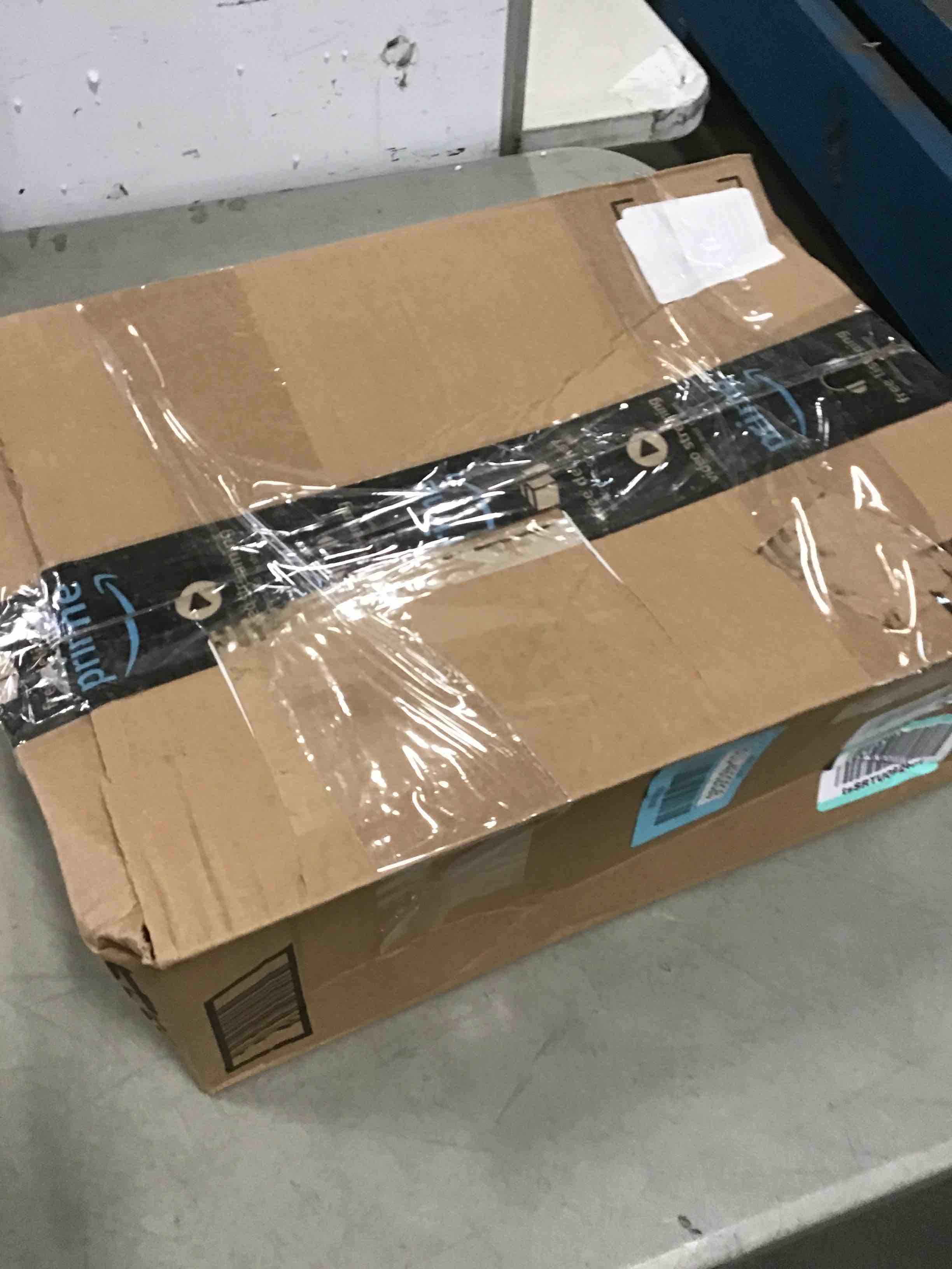 https://s3.amazonaws.com/lotting-images-prod/bidfta/BLU4932826_1705419556249.jpeg