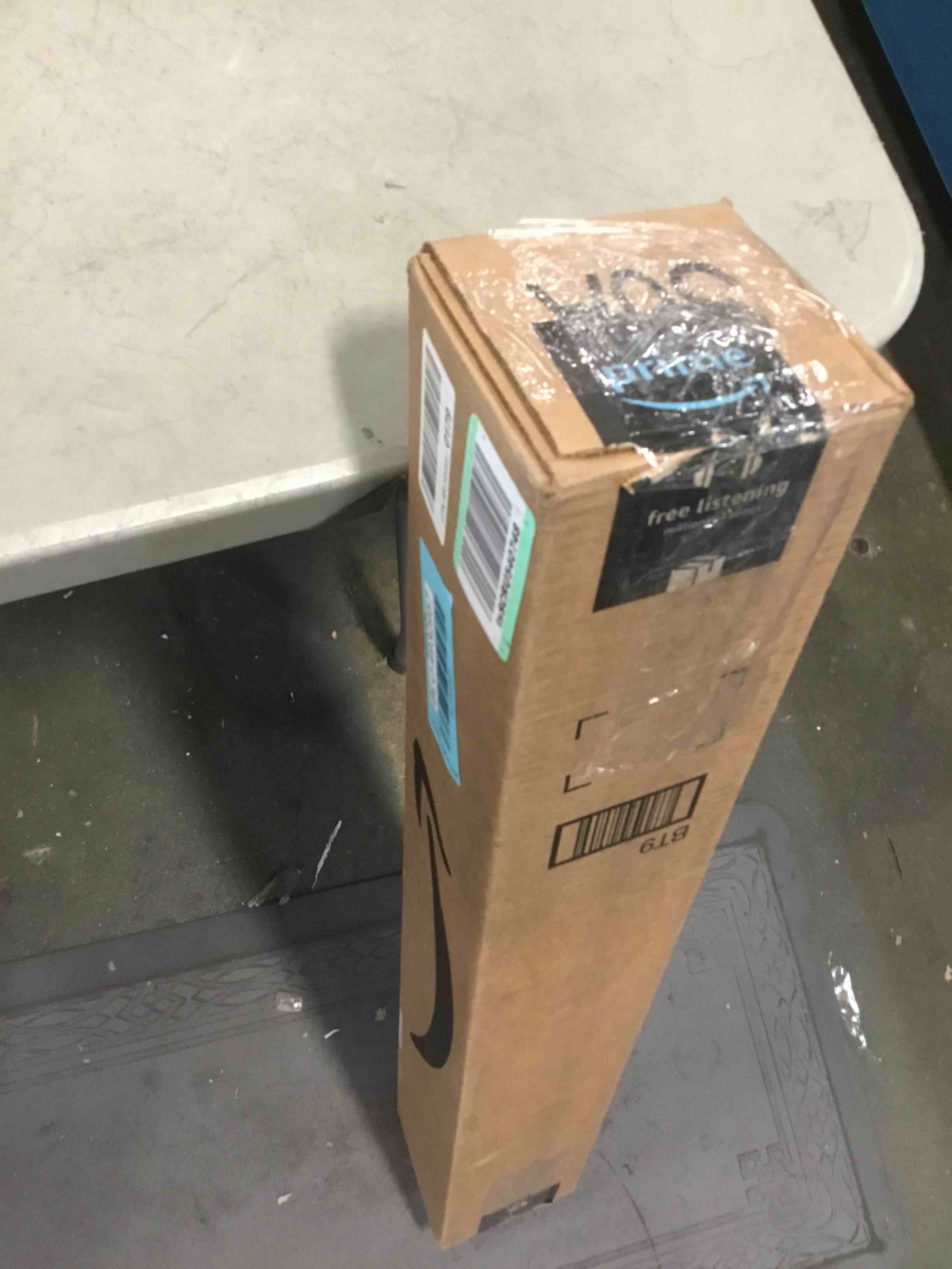 https://s3.amazonaws.com/lotting-images-prod/bidfta/BLU4932957_1705438786355.jpeg