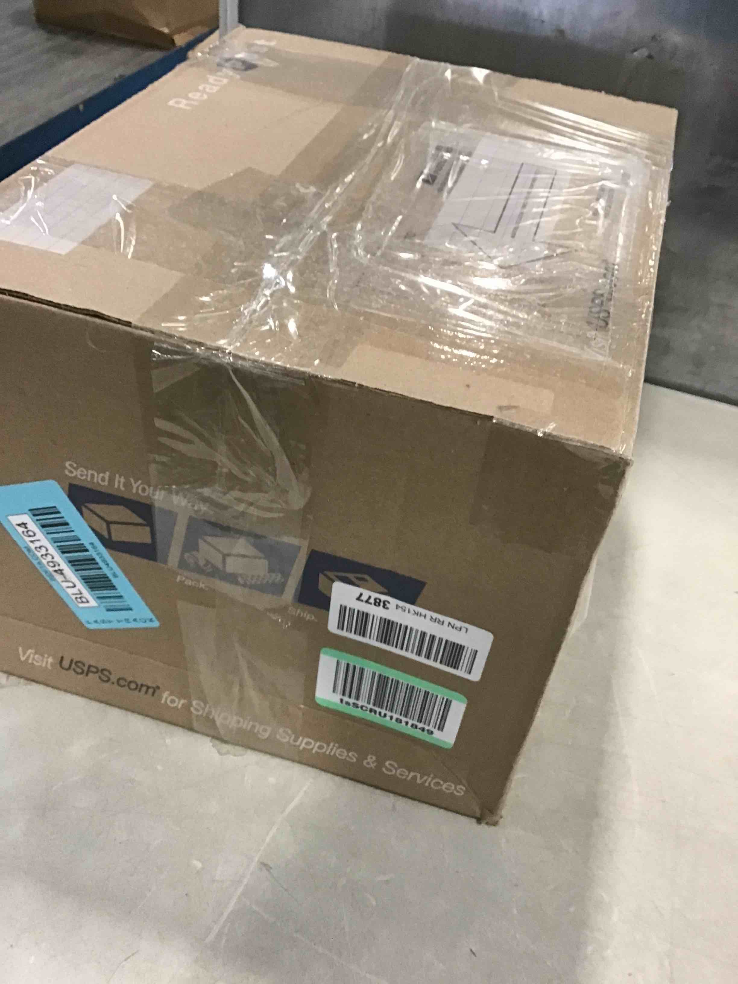 https://s3.amazonaws.com/lotting-images-prod/bidfta/BLU4933164_1705518929170.jpeg