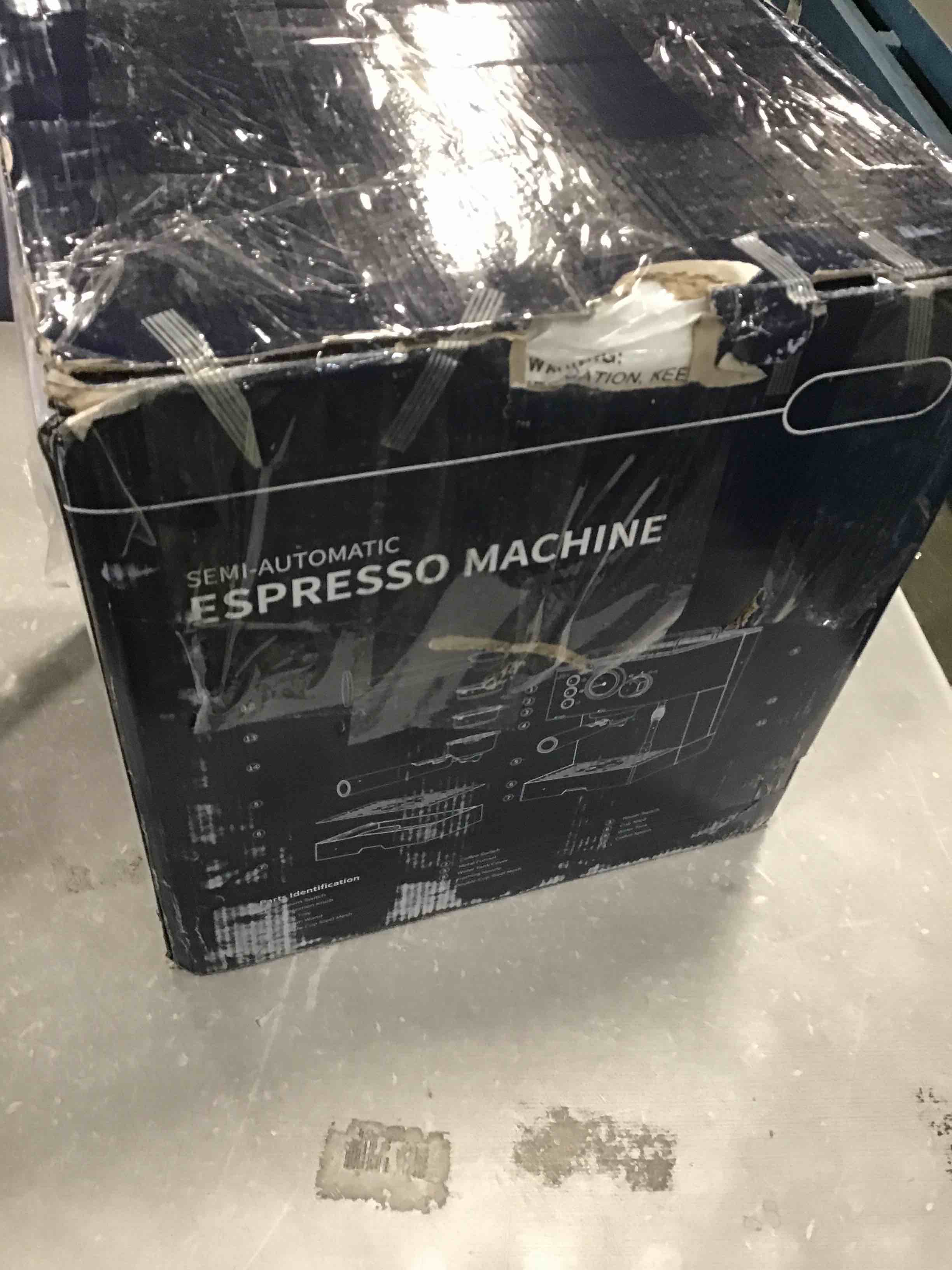 https://s3.amazonaws.com/lotting-images-prod/bidfta/BLU4933438_1705611617256.jpeg