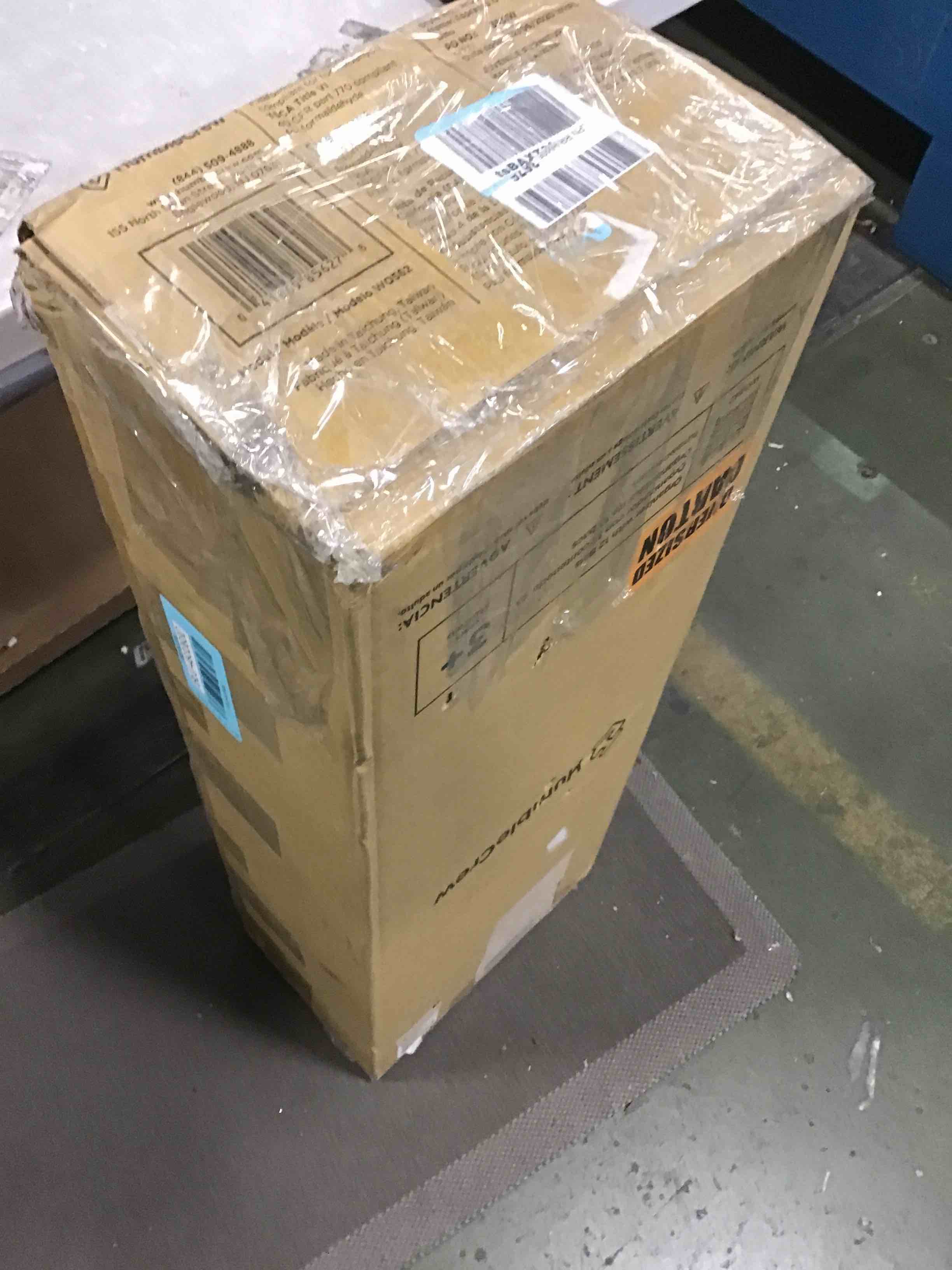https://s3.amazonaws.com/lotting-images-prod/bidfta/BLU4933930_1705926209527.jpeg