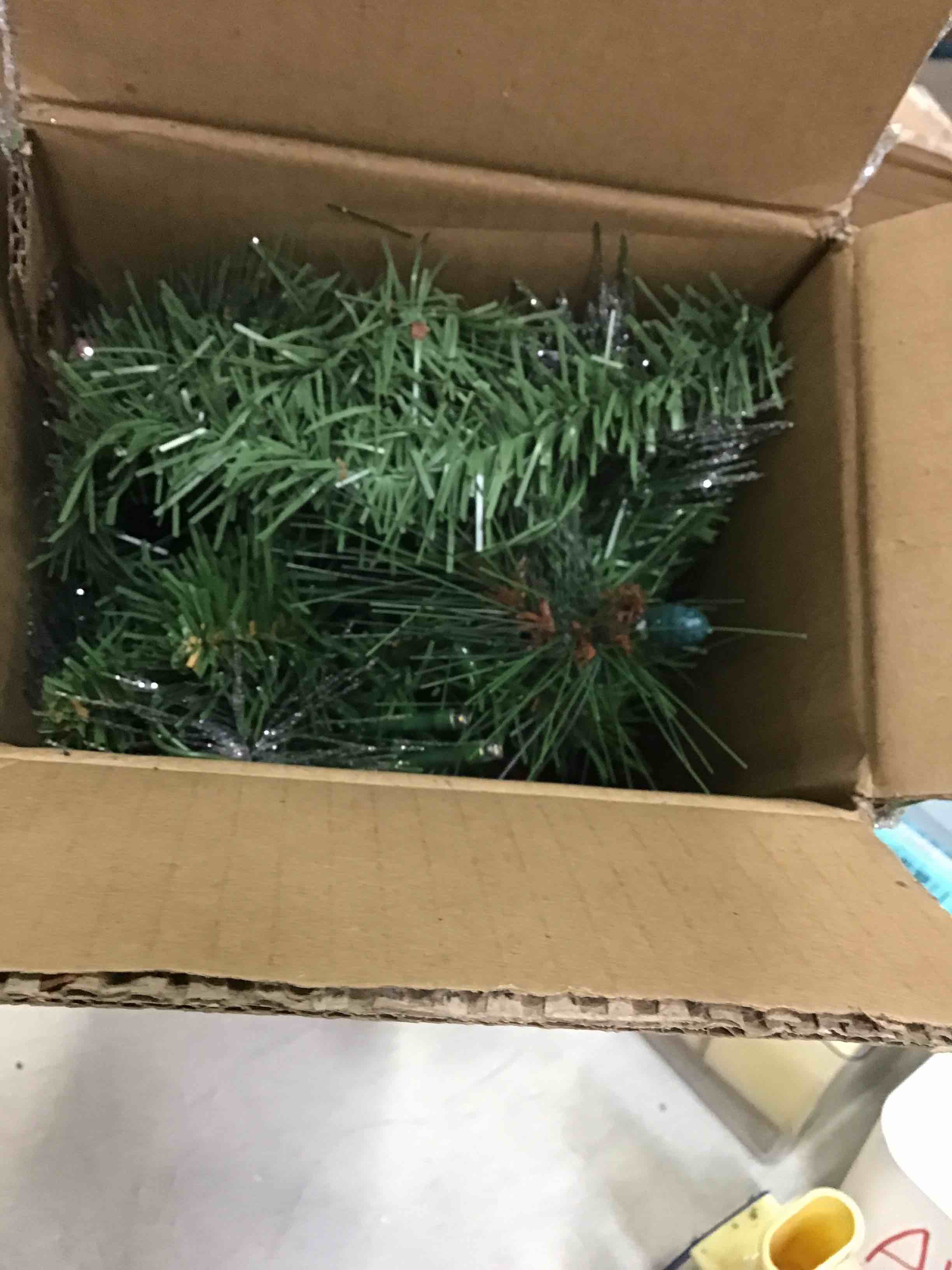 https://s3.amazonaws.com/lotting-images-prod/bidfta/BLU4934180_1704389330870.jpeg