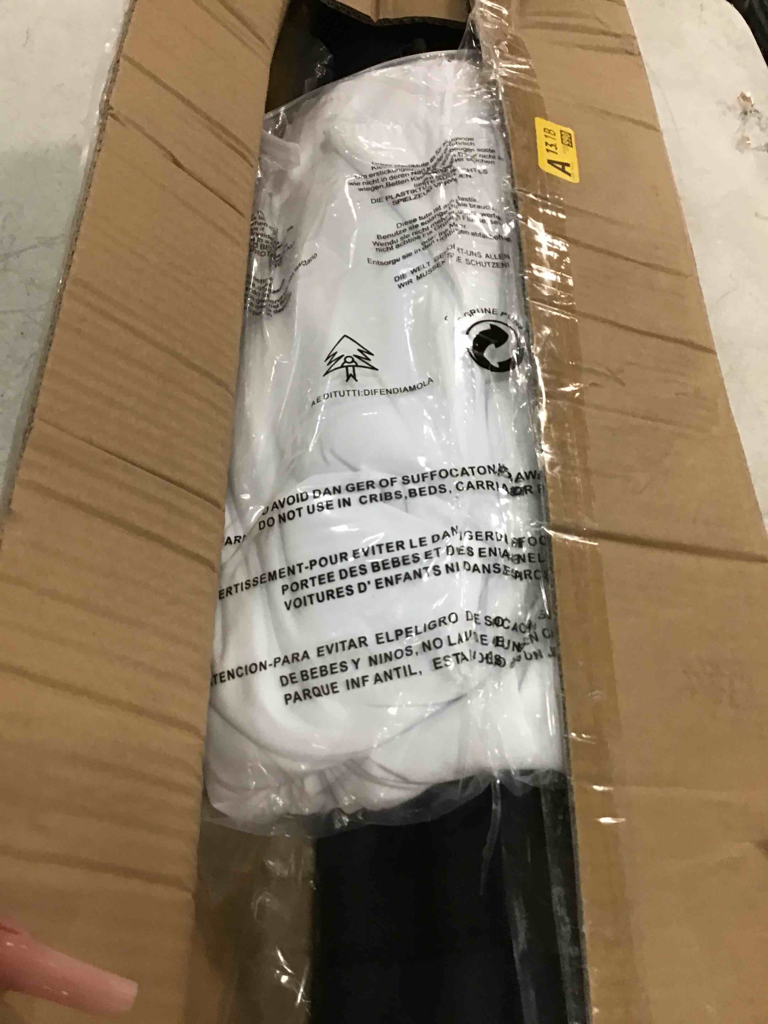 https://s3.amazonaws.com/lotting-images-prod/bidfta/BLU4934272_1704718631901.jpeg