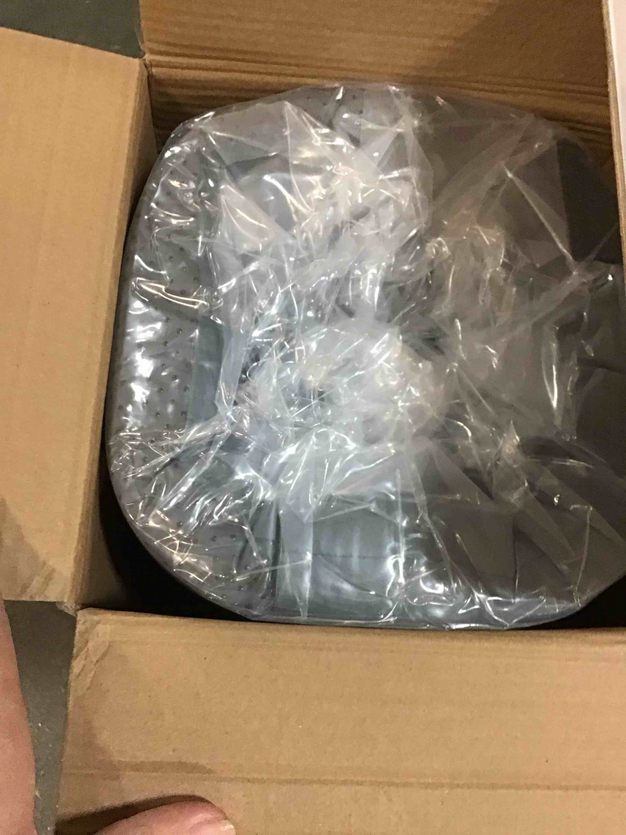 https://s3.amazonaws.com/lotting-images-prod/bidfta/BLU4934672_1705086637551.jpeg