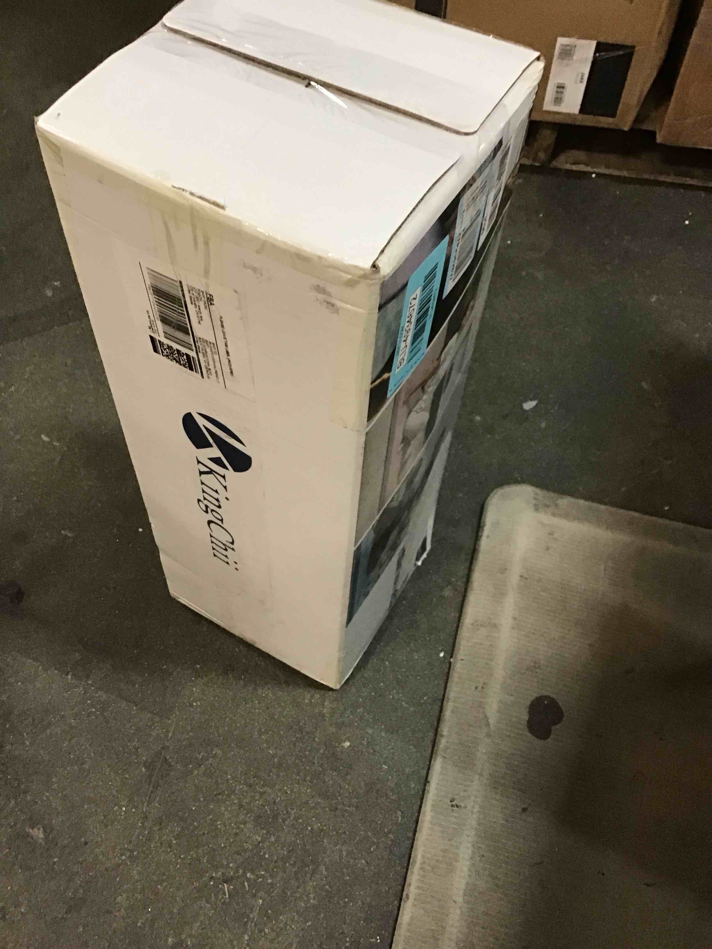 https://s3.amazonaws.com/lotting-images-prod/bidfta/BLU4934672_1705086645299.jpeg